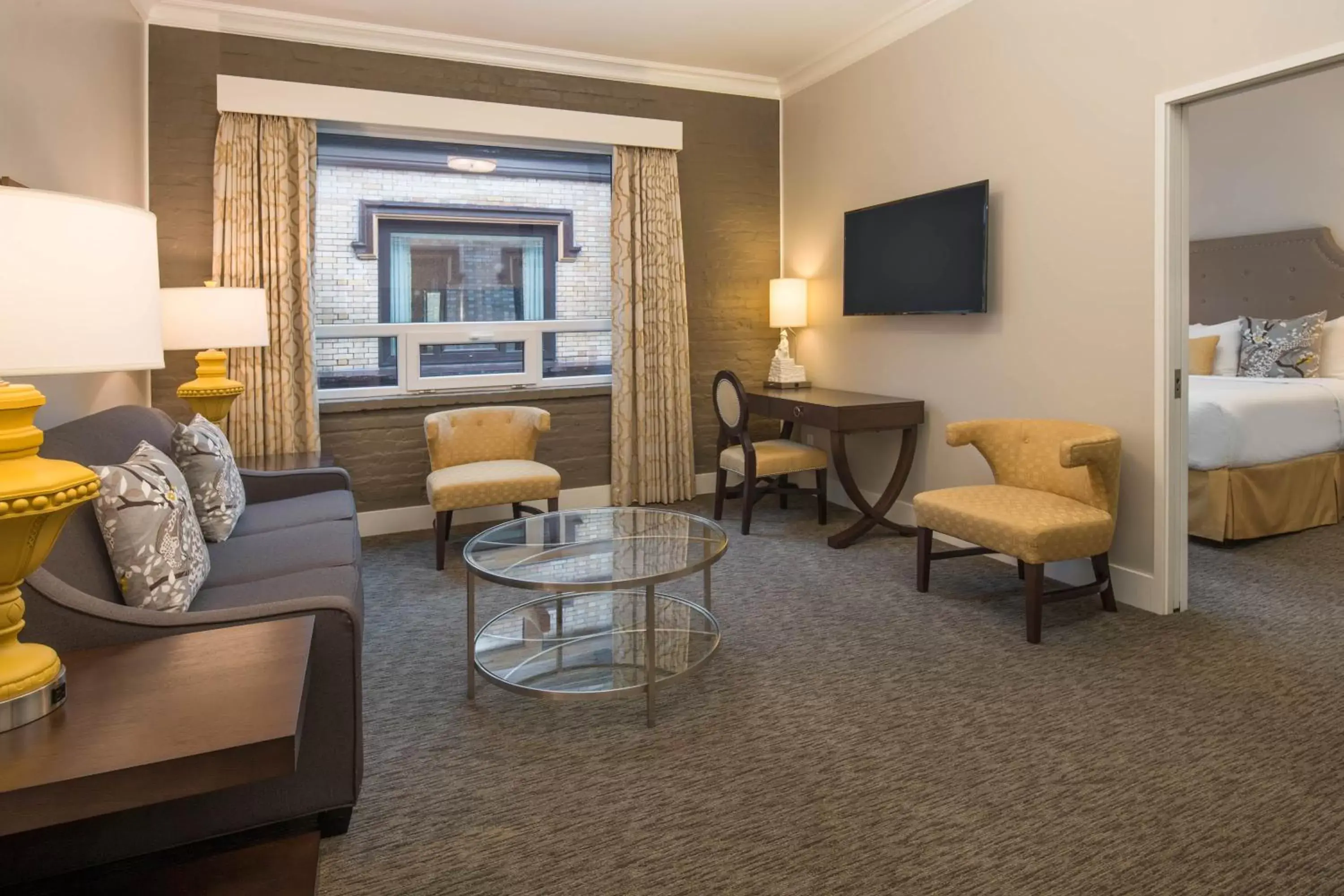 Living room, Seating Area in The Mark Spencer Hotel