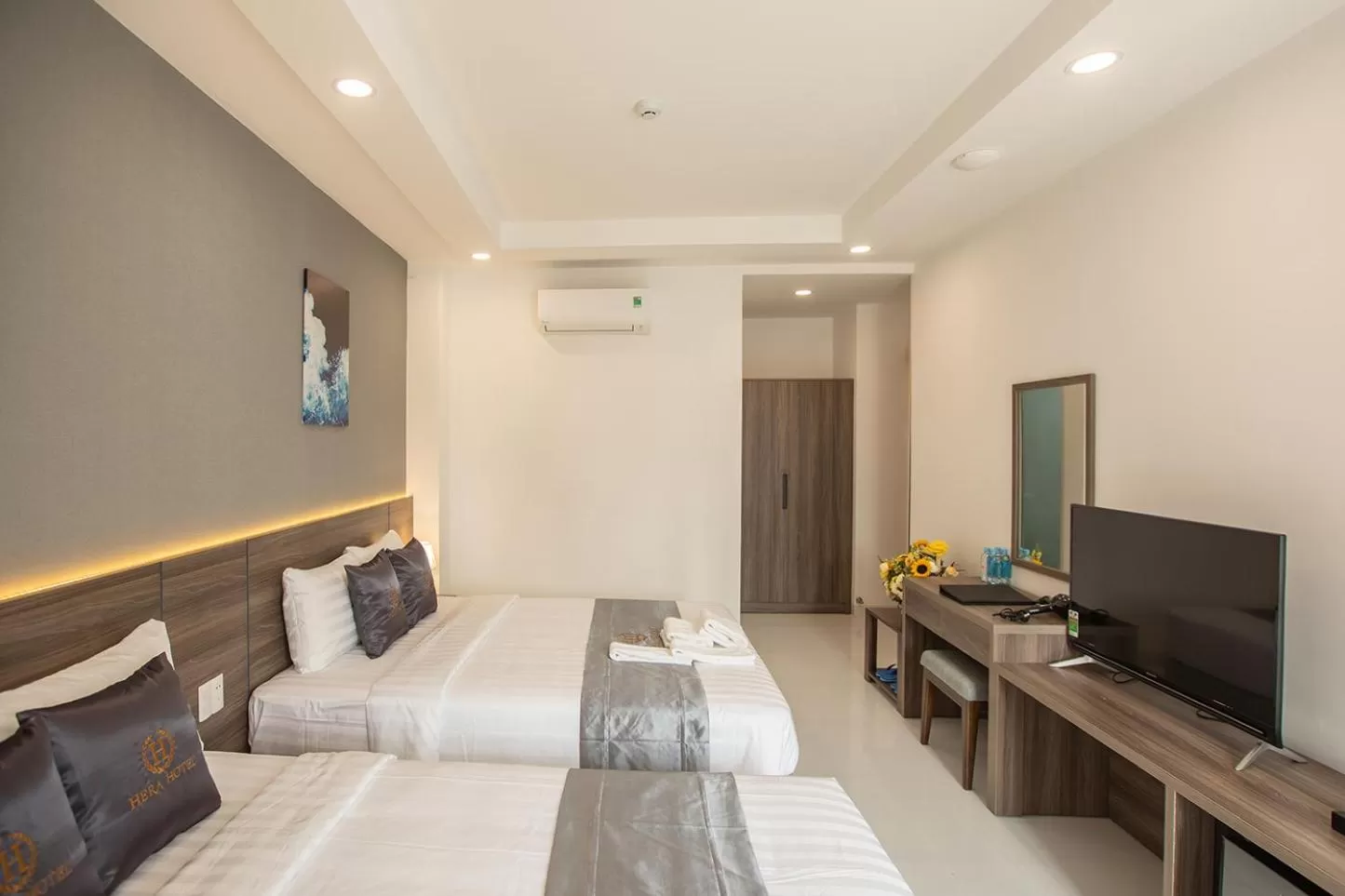 Bedroom, Bed in Hera Hotel Airport