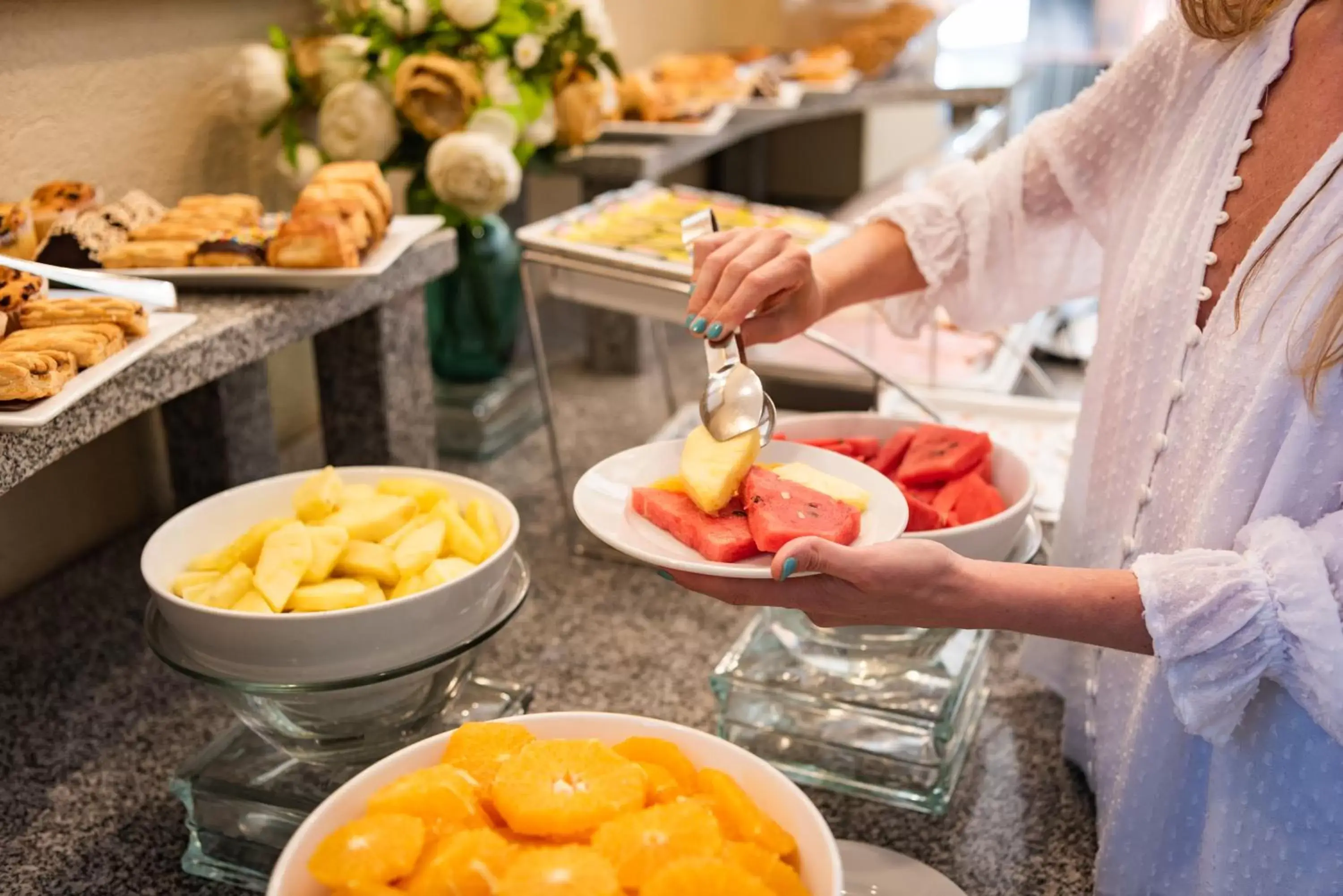 Food in MR Hotel Providencia (ex Hotel Neruda) Food in MR Hotel Providencia (ex Hotel Neruda)