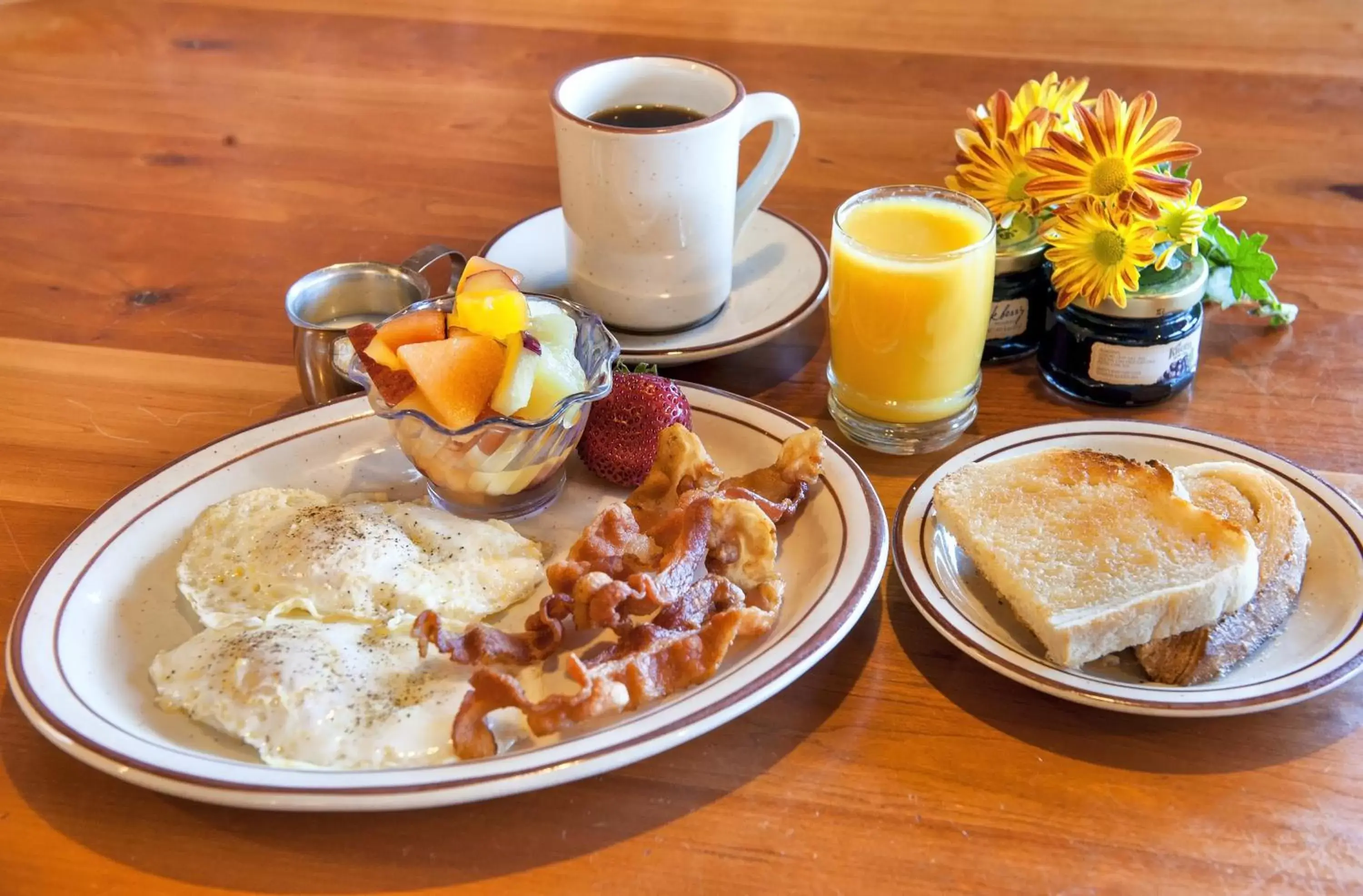 Breakfast in Big Horn Lodge