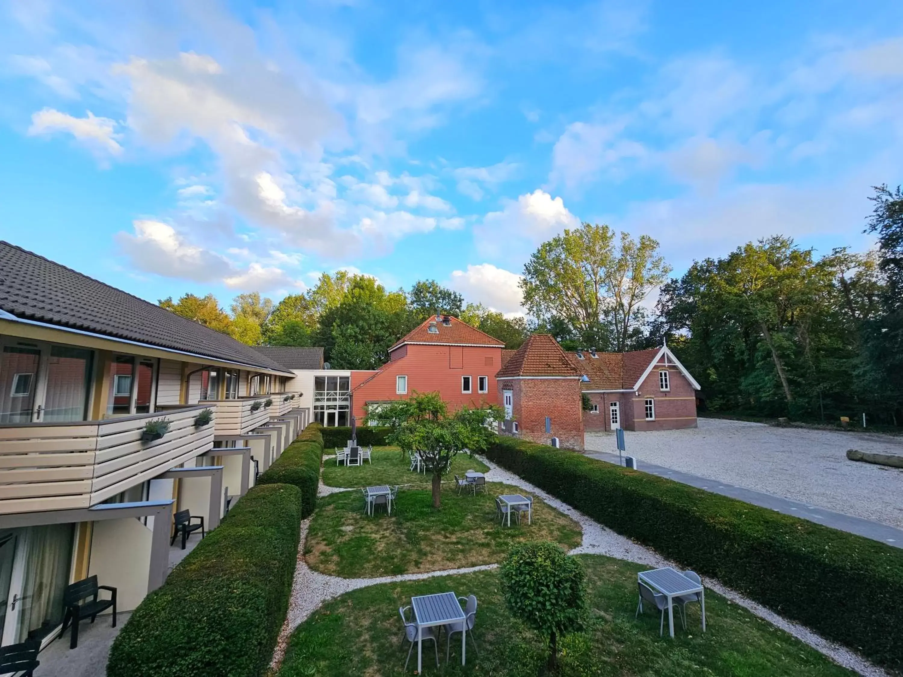 Property Building in Hotel Heemskerk