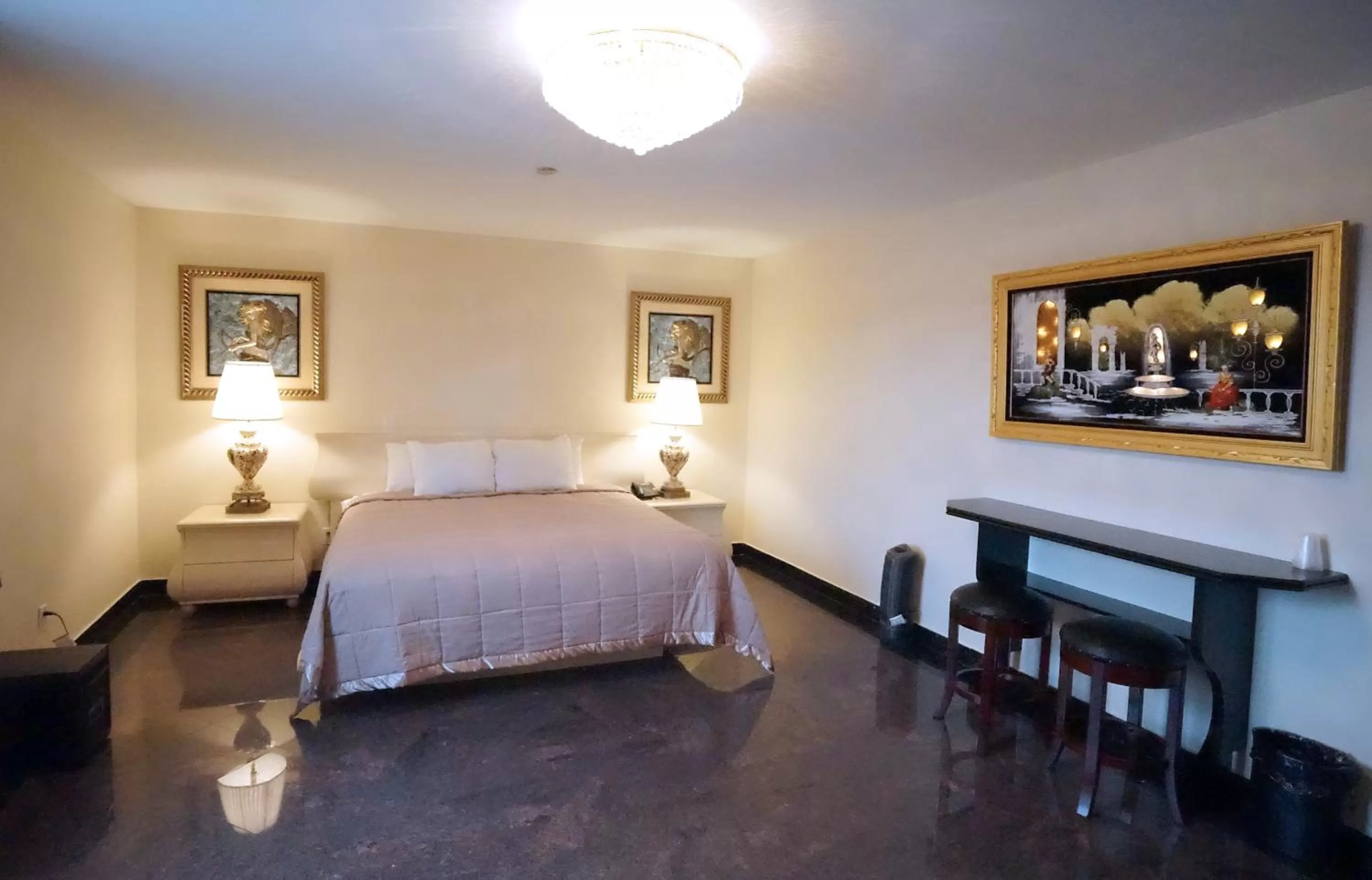 Photo of the whole room, Bed in Paris Suites Hotel