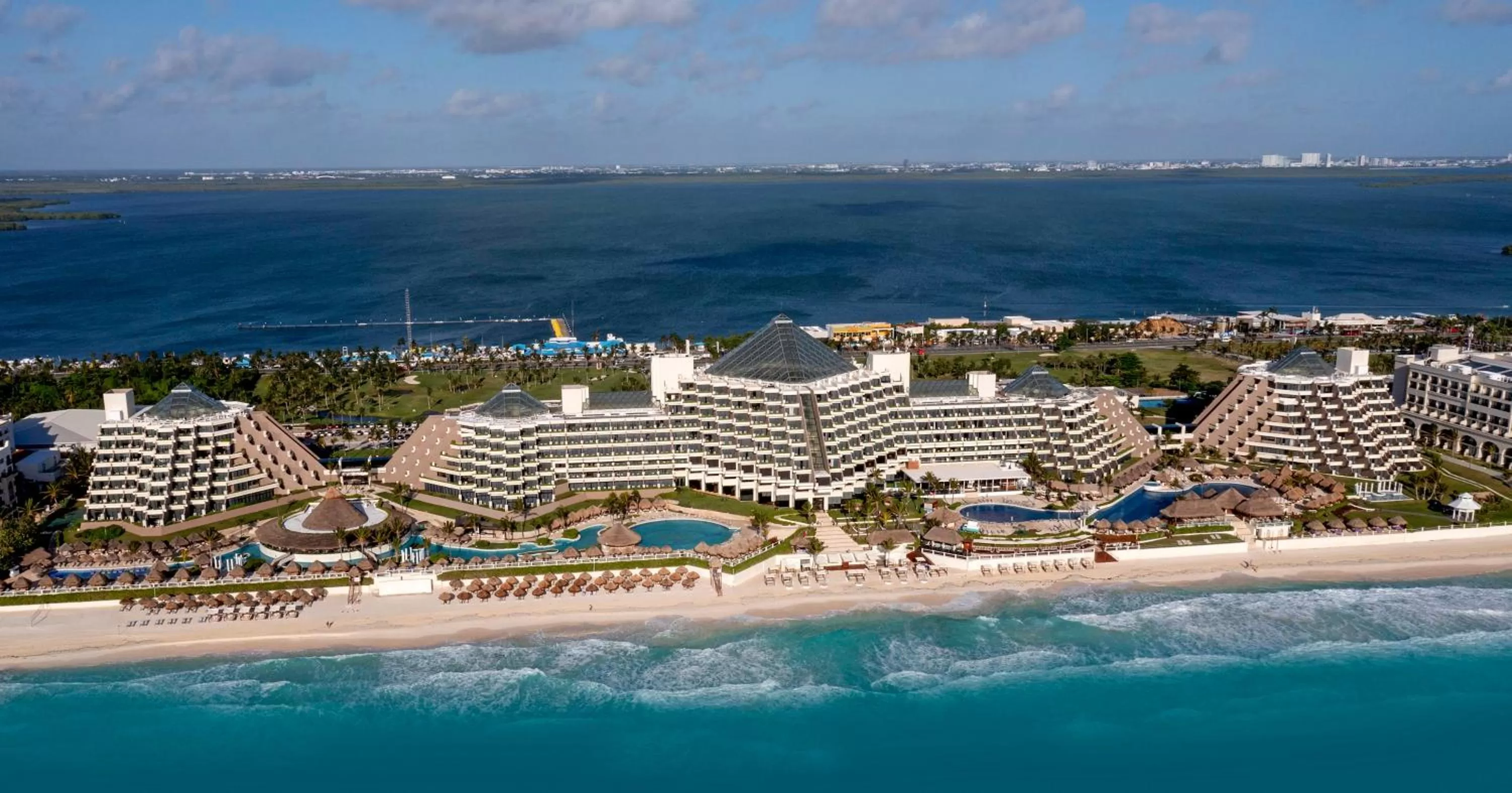Property building in Paradisus Cancun All Inclusive