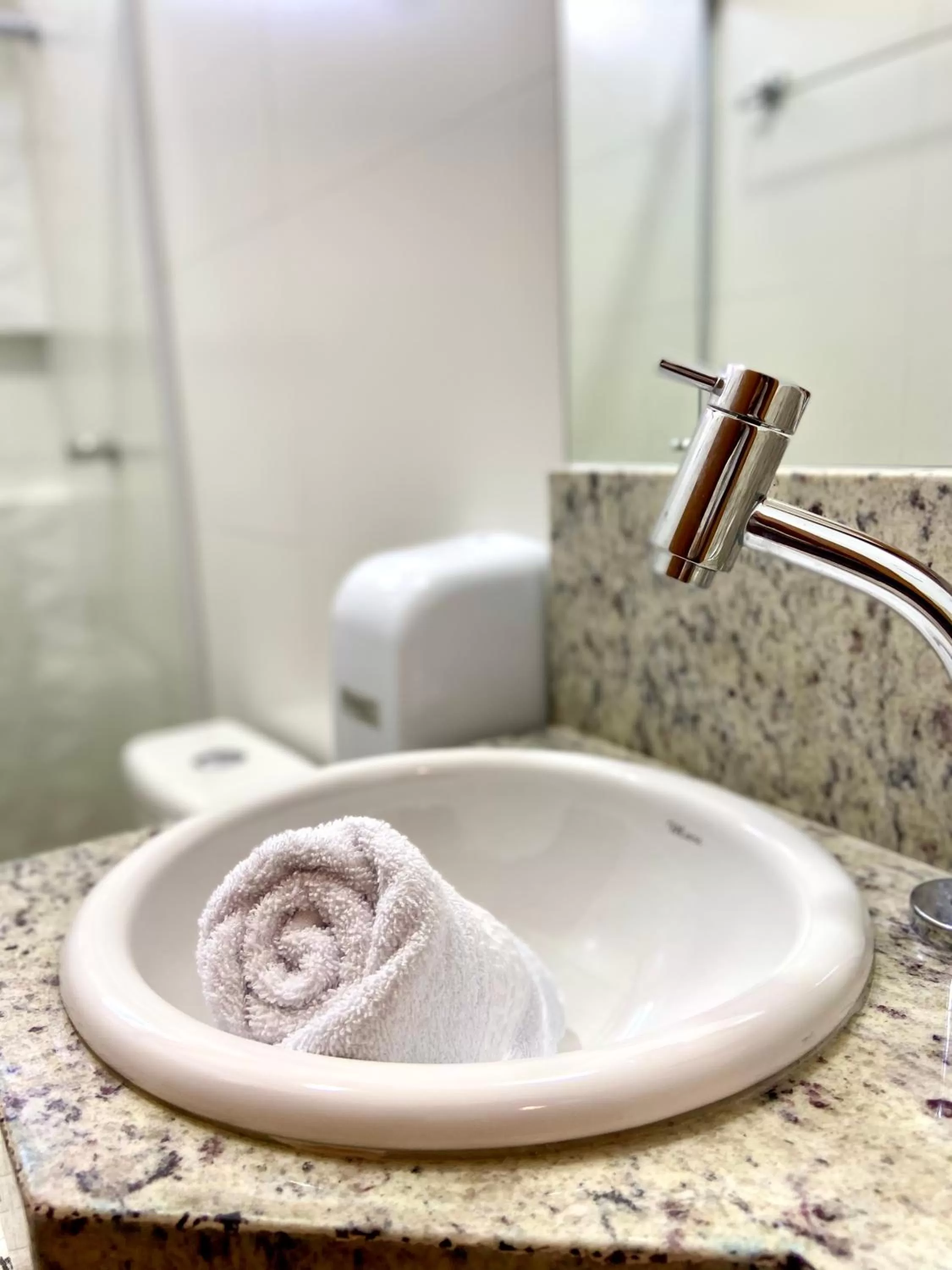 Bathroom in Hotel Porto Salvador