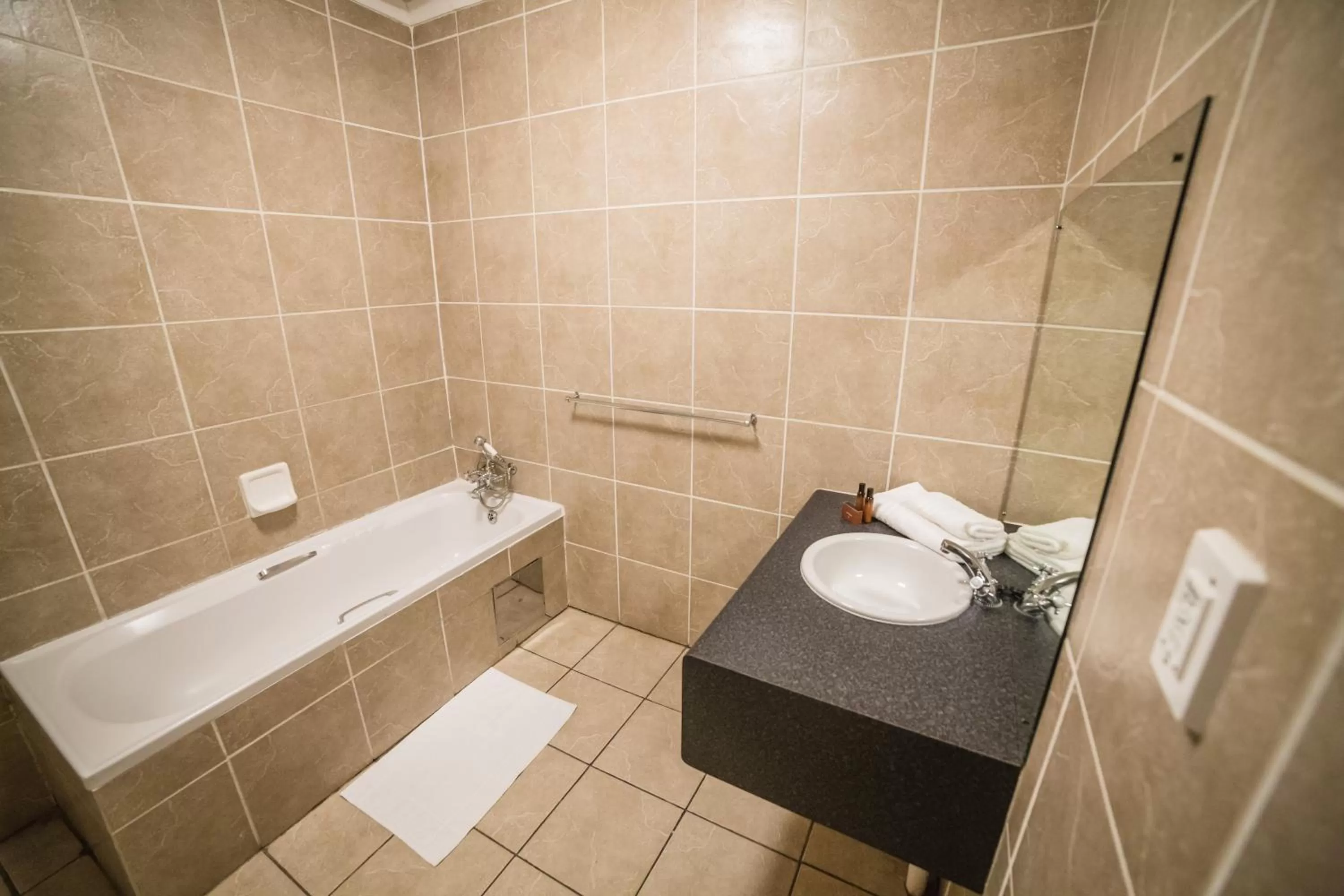 Bathroom in Acacia Guesthouse Klerksdorp