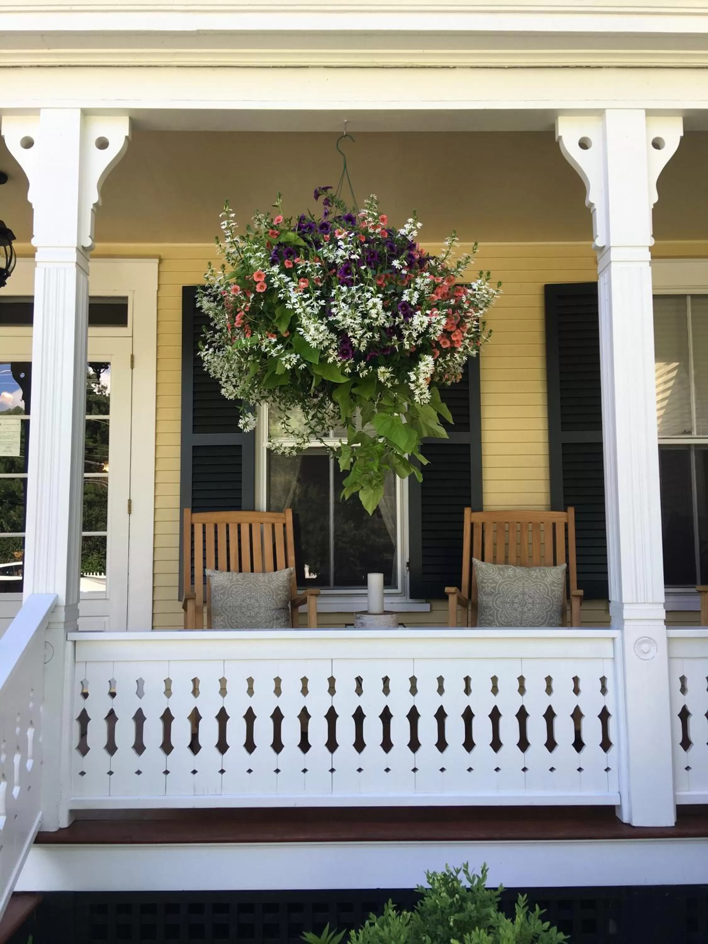Property building in Jackson House Inn