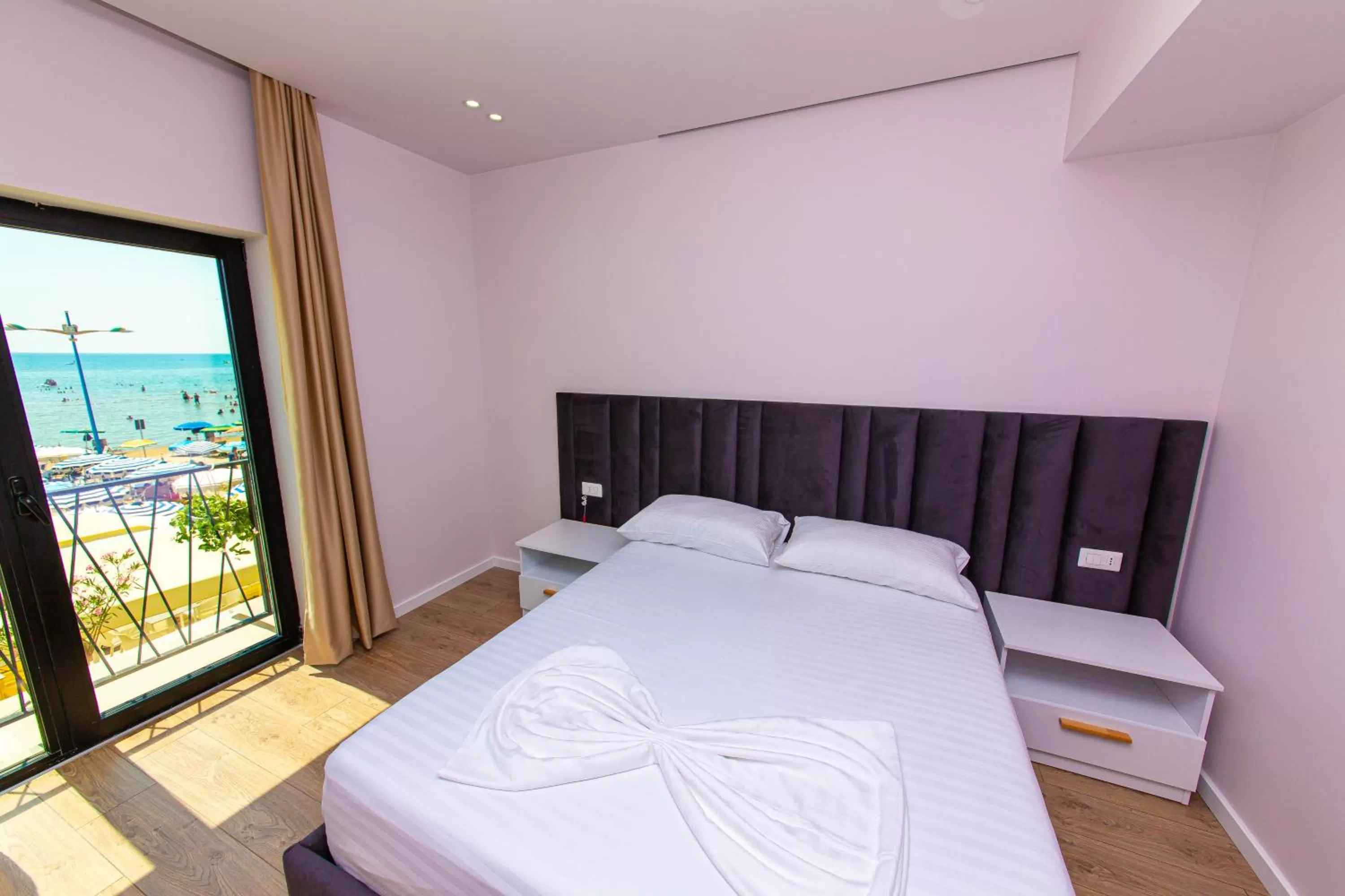 Bedroom, Bed in Hotel Alion