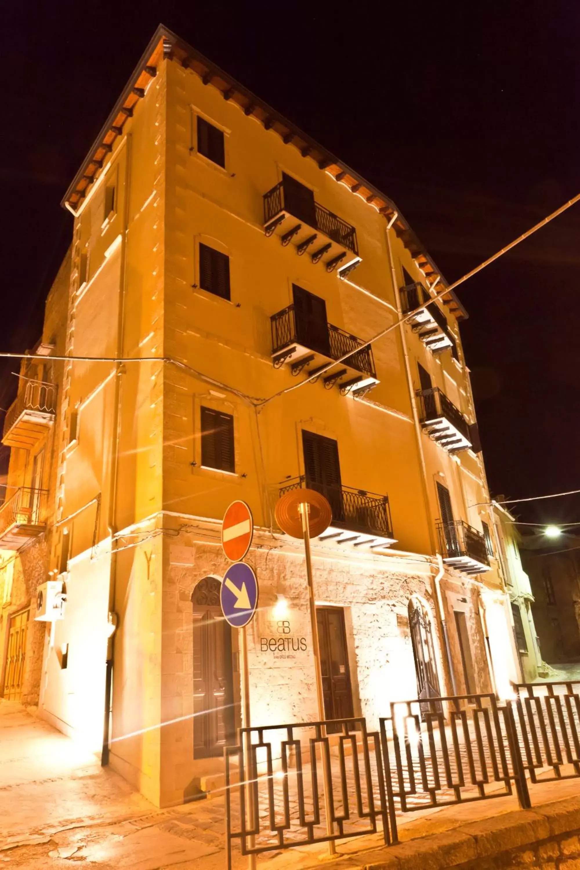 Facade/entrance, Property Building in Beatus Sicily B&B