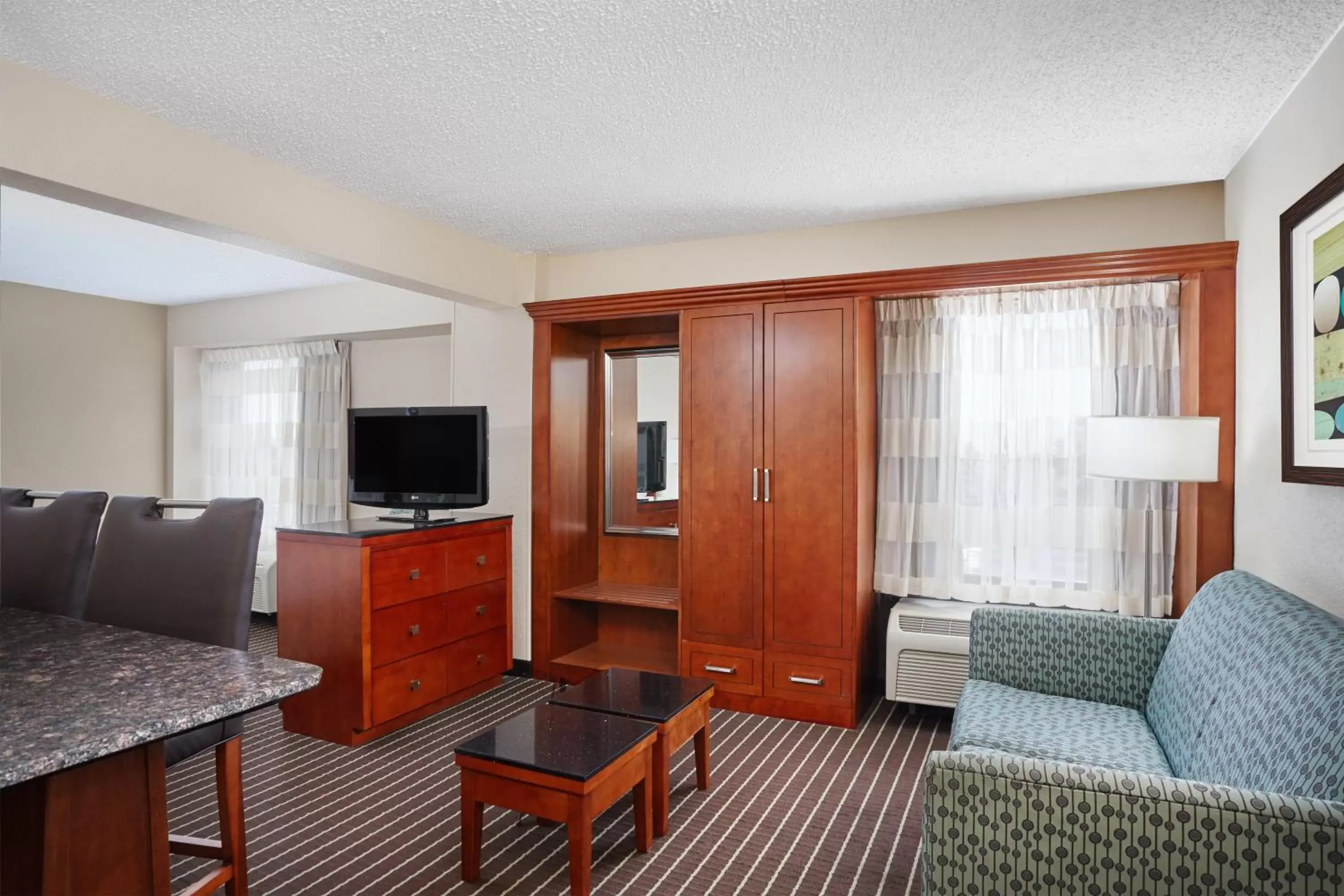 Photo of the whole room, Seating Area in Holiday Inn Express Hotels- Hampton, an IHG Hotel