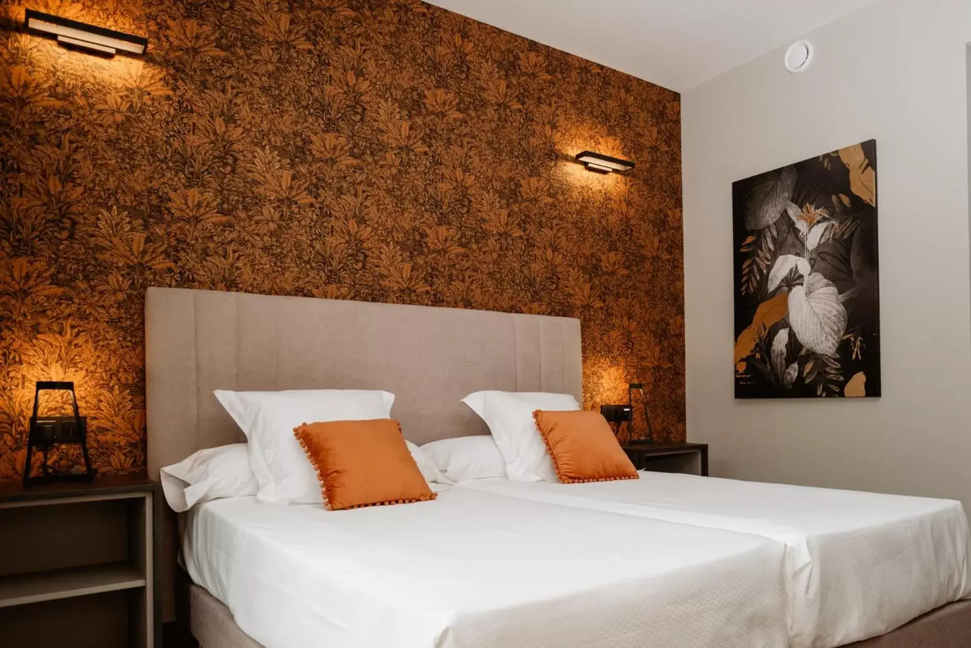 Bed in Hotel GilMar Orellana la Vieja