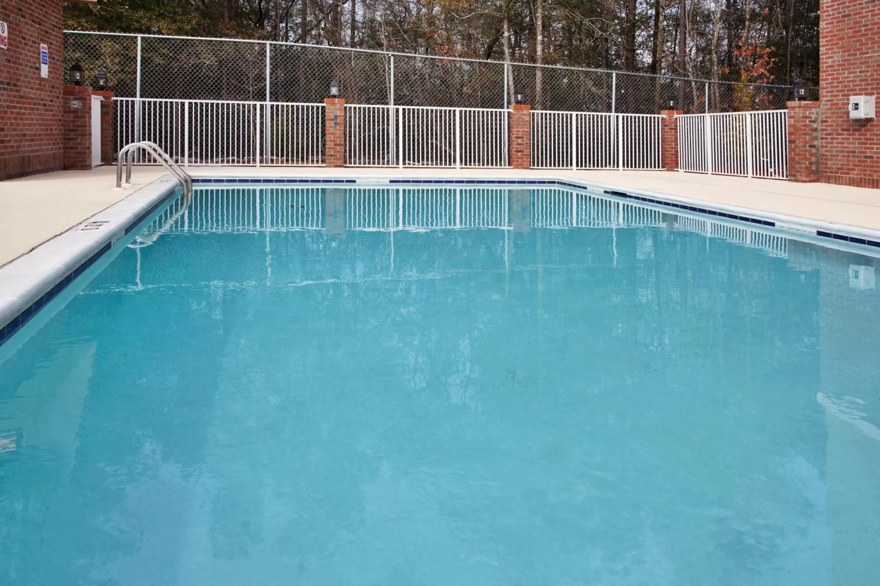 Swimming pool in Holiday Inn Express Hotel & Suites Hope Mills-Fayetteville Airport by IHG