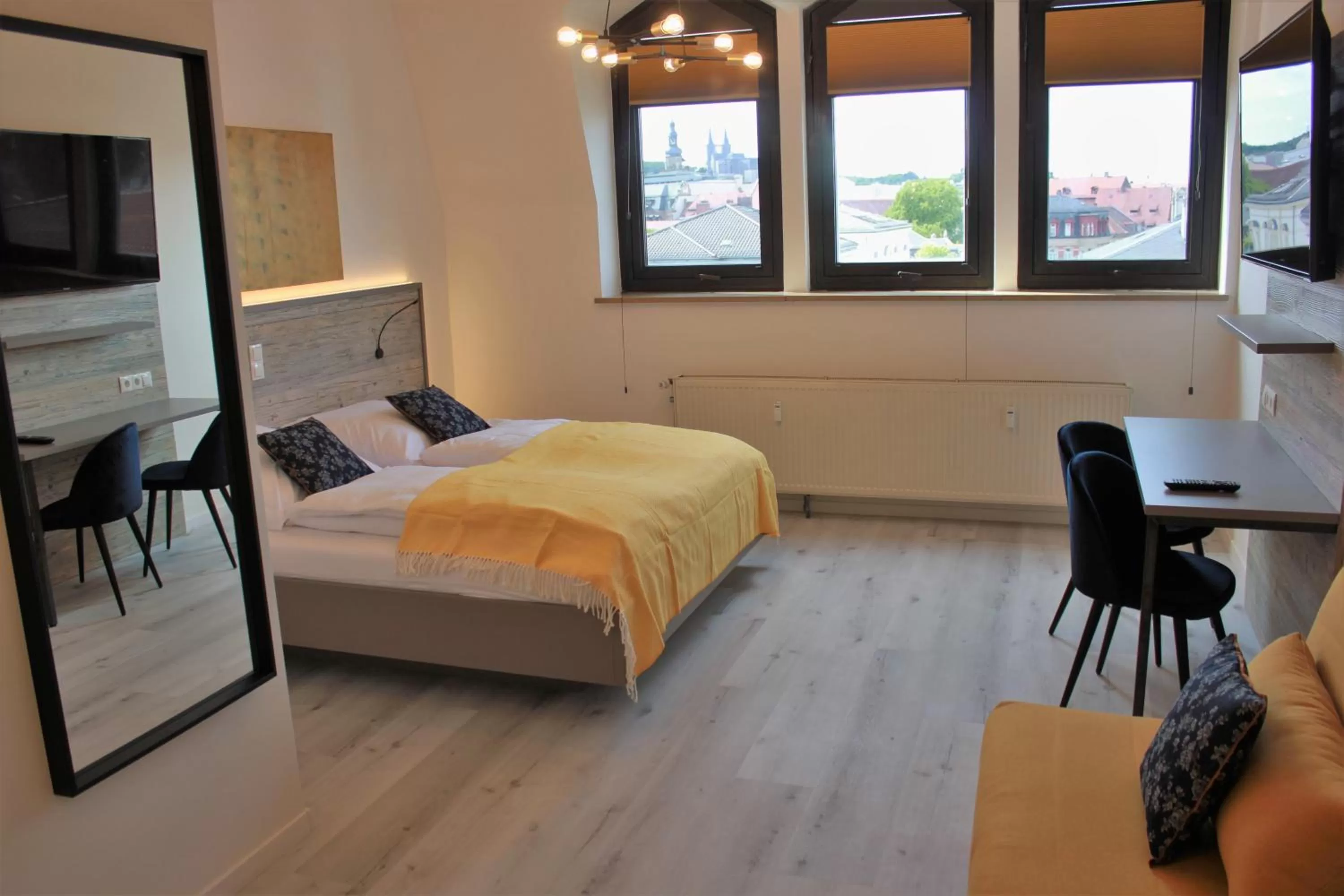 Photo of the whole room, Bed in City Hotel Bamberg