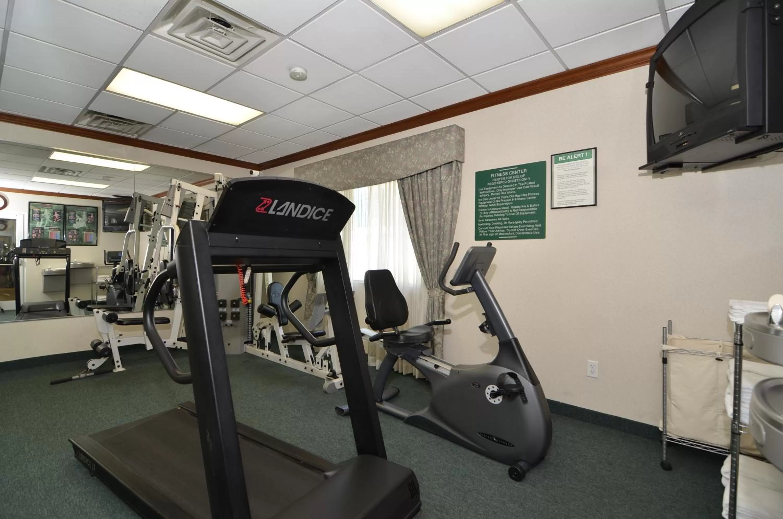 Fitness centre/facilities in Quality Inn & Suites Biltmore East