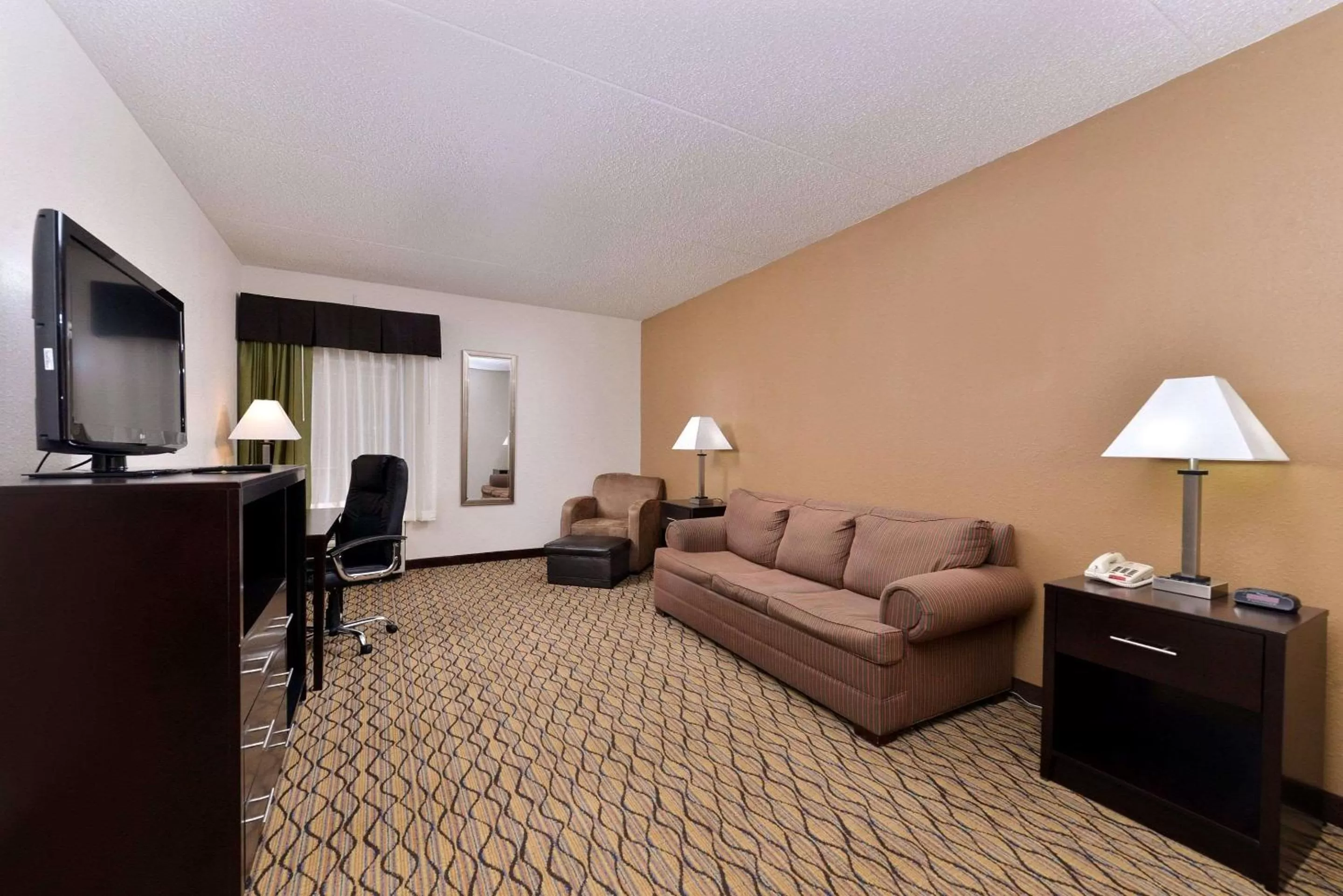 Photo of the whole room in Quality Inn & Suites Matteson near I-57