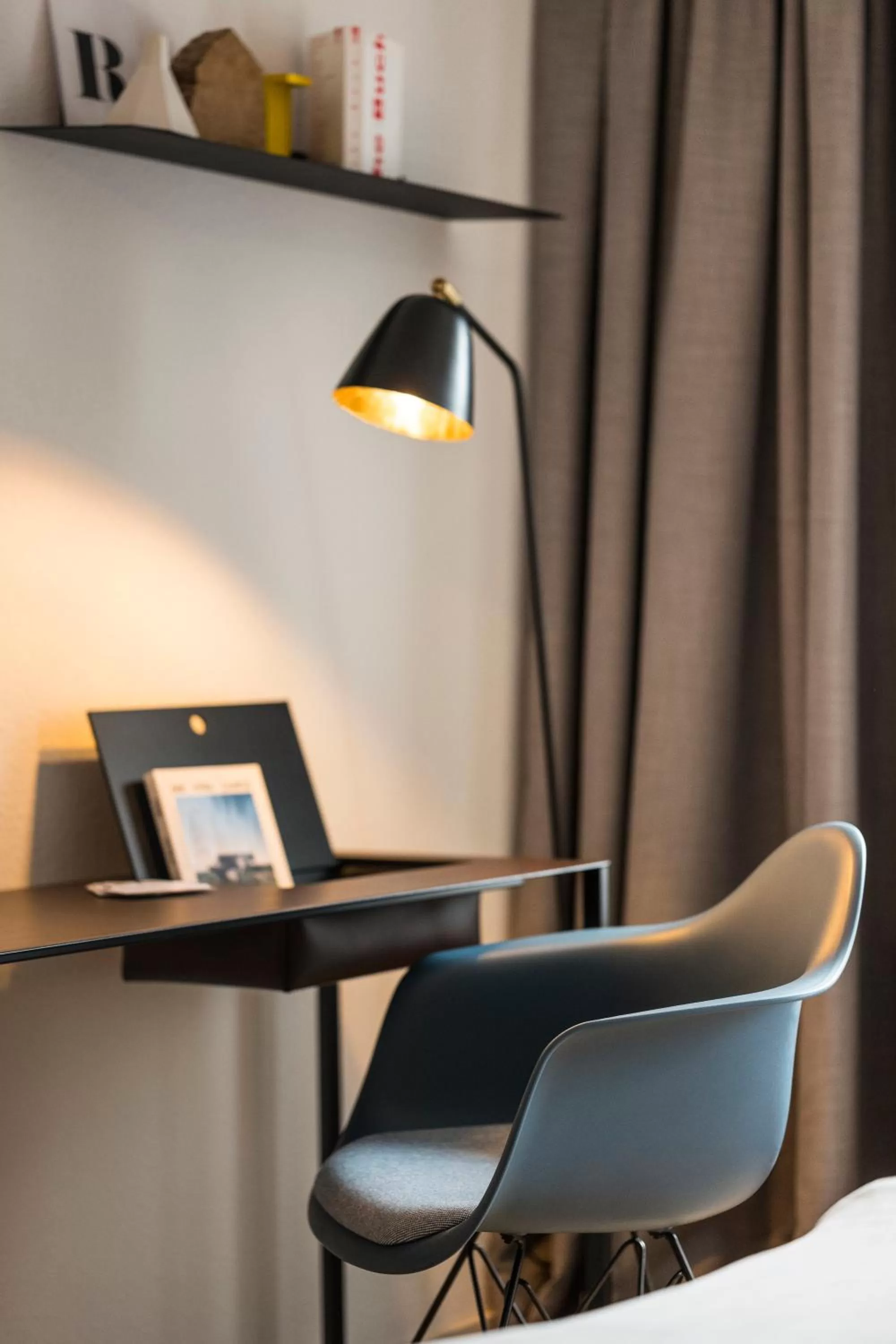 Decorative detail in Genusshotel Krone & Roadtrips bei Basel