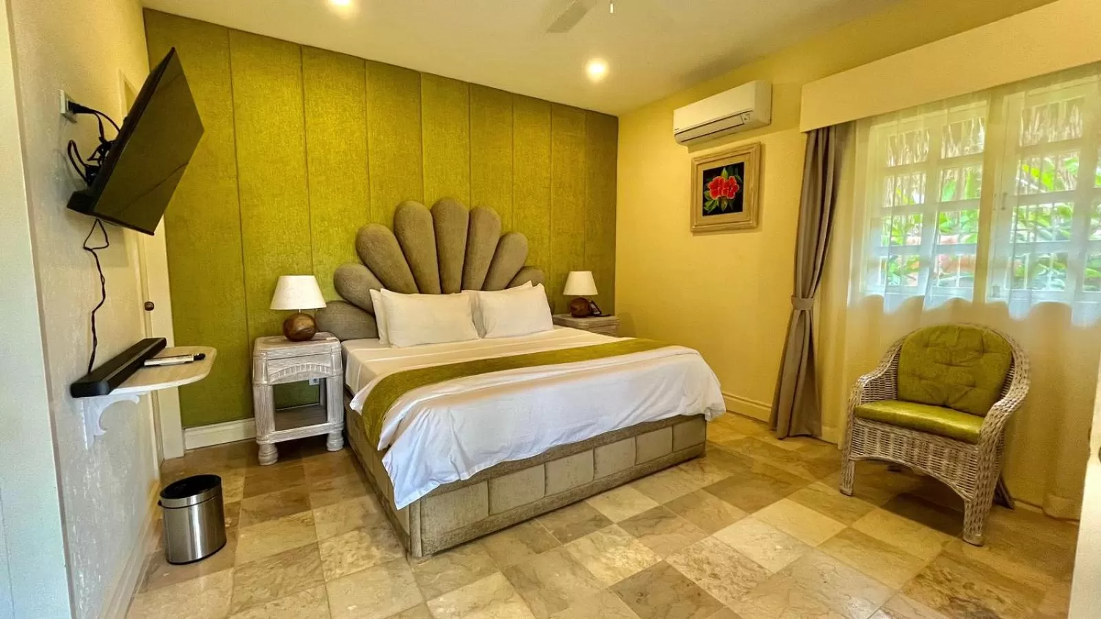 Bedroom, Bed in Coco Grove Beach Resort, Siquijor Island