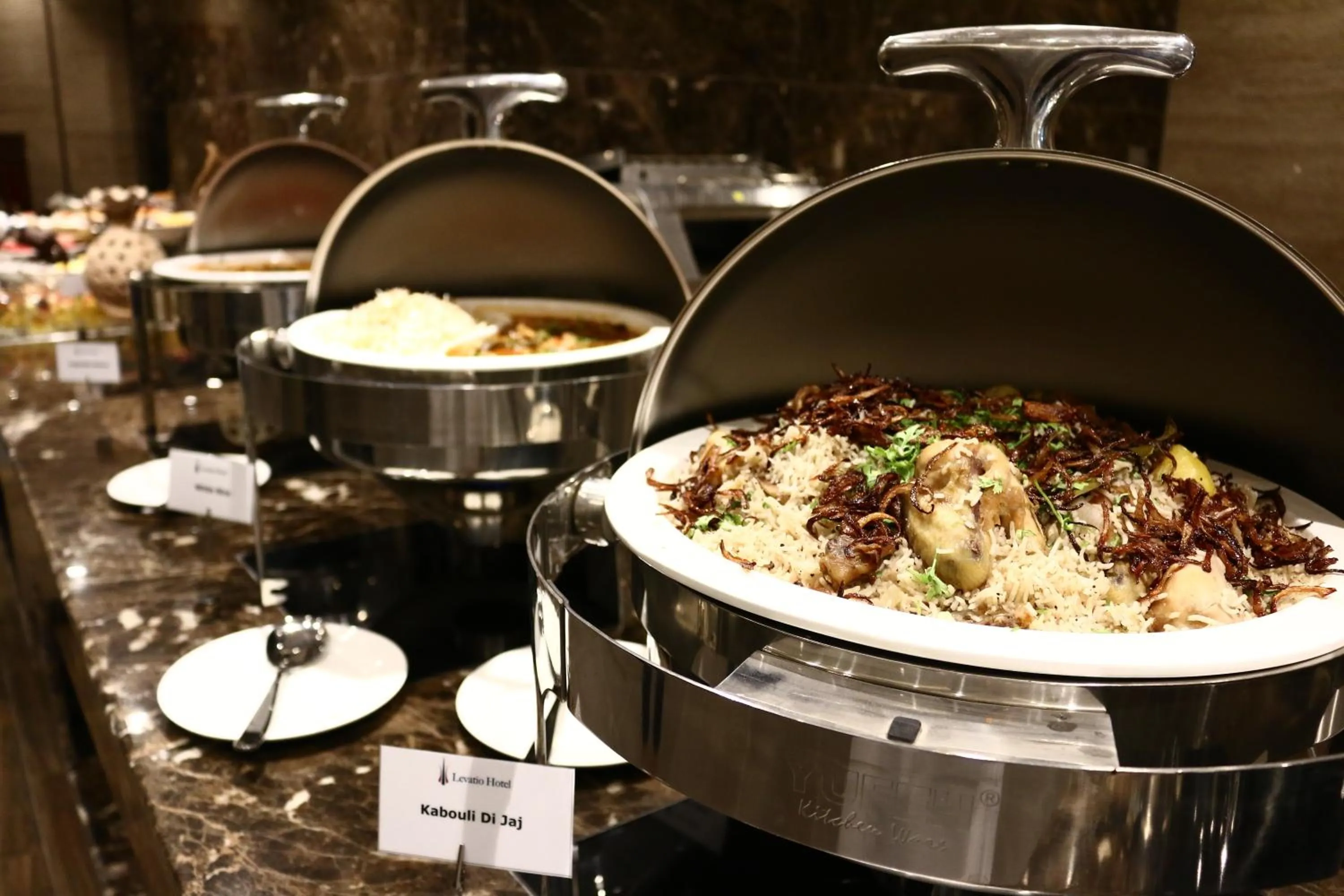 Restaurant/places to eat in Levatio Hotel Muscat