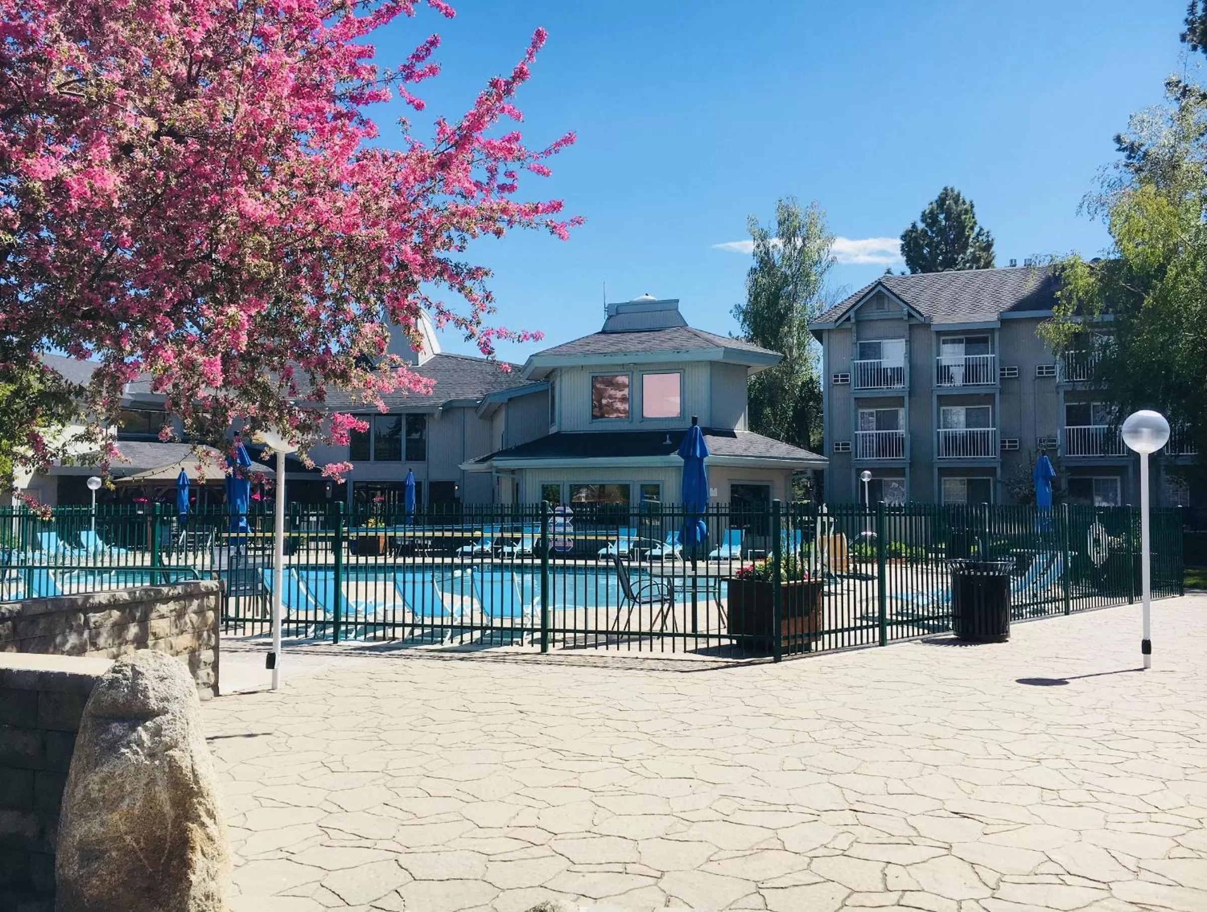 Pool view in Beach Retreat & Lodge at Tahoe