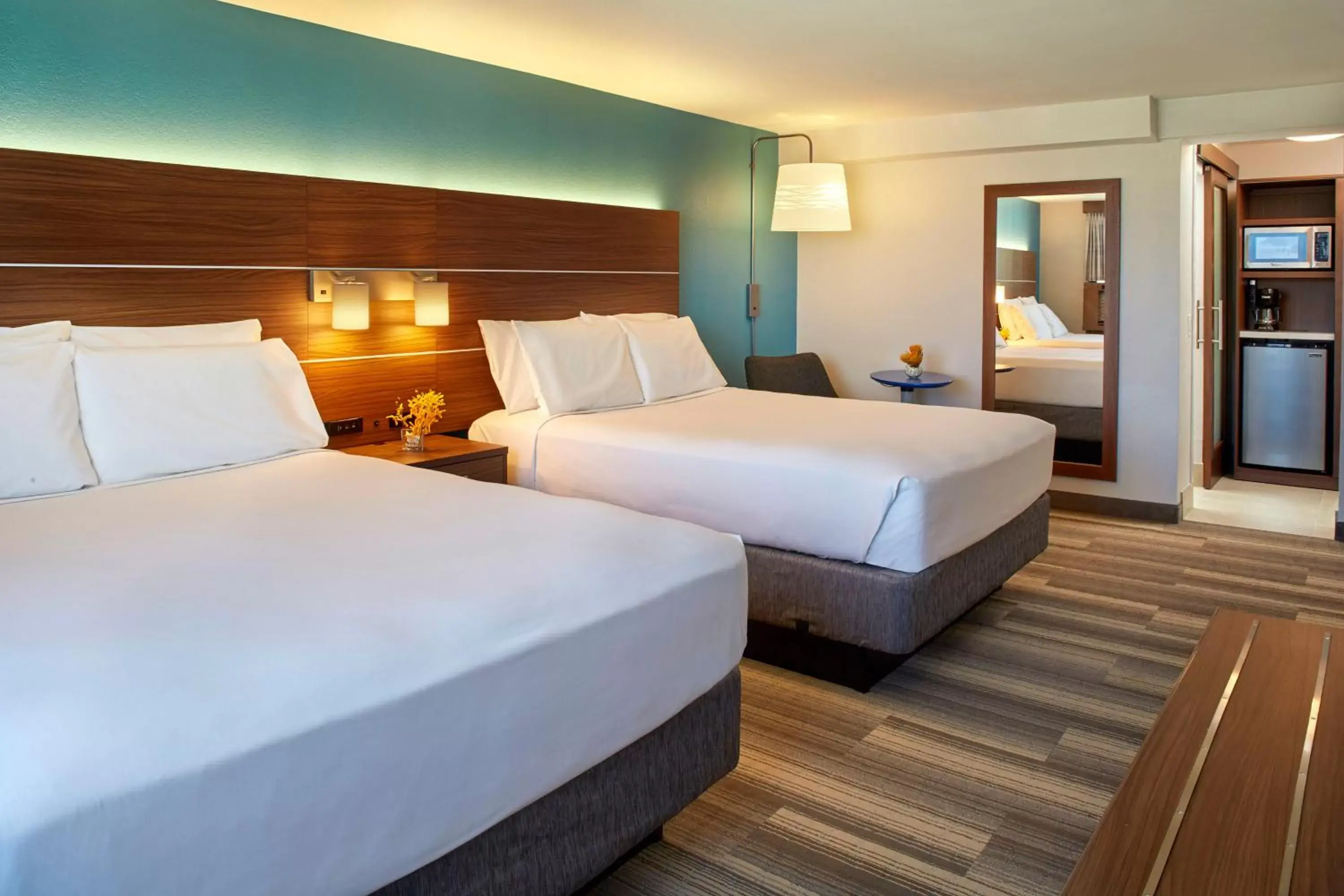 Photo of the whole room, Bed in Holiday Inn Express Waikiki, an IHG Hotel