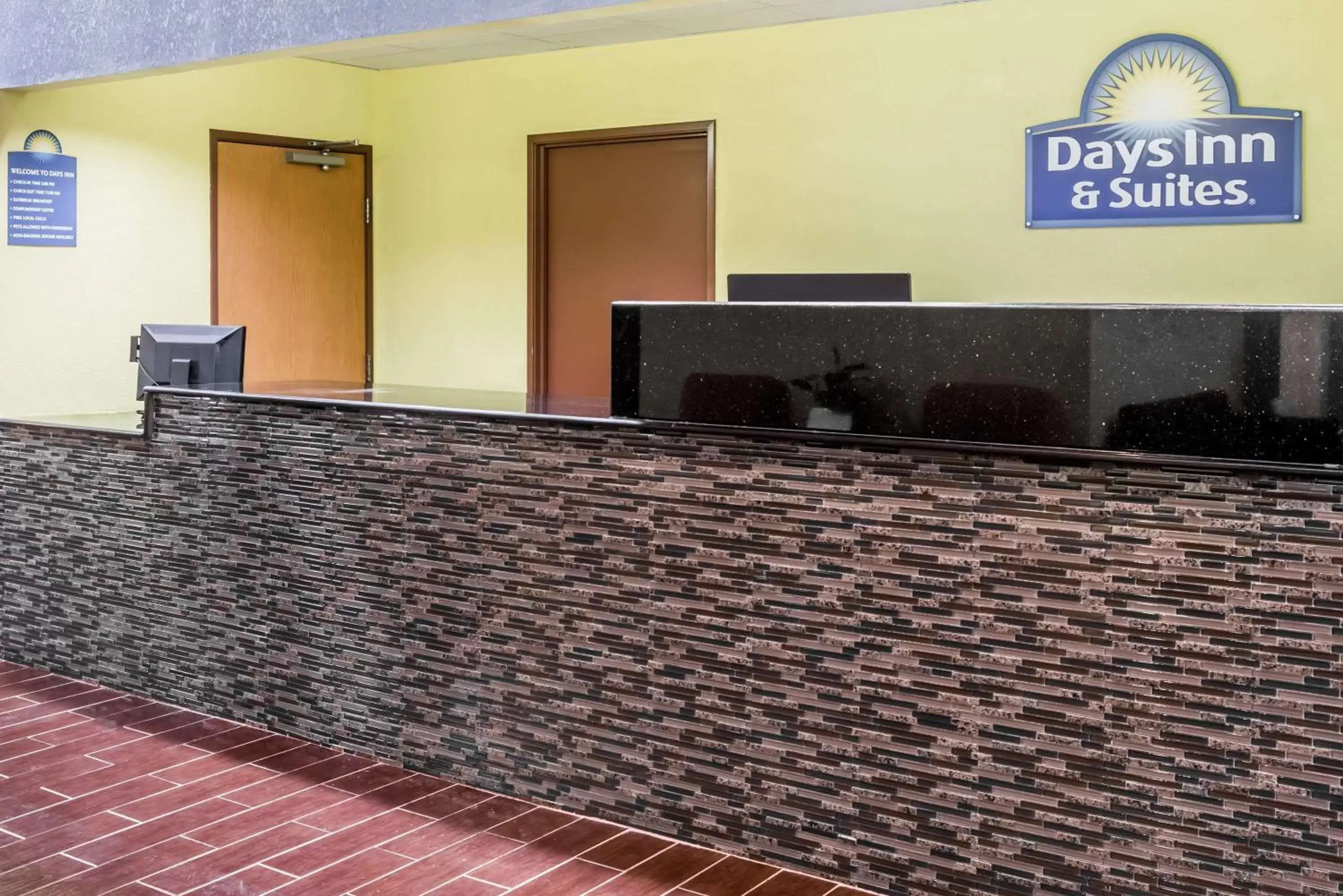 Lobby or reception, Lobby/Reception in Days Inn & Suites by Wyndham Casey