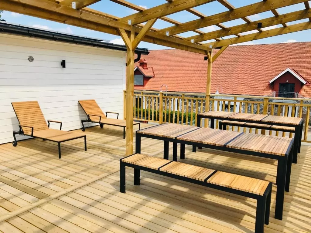 Balcony/Terrace in Easy Livin' Apartment Hotel