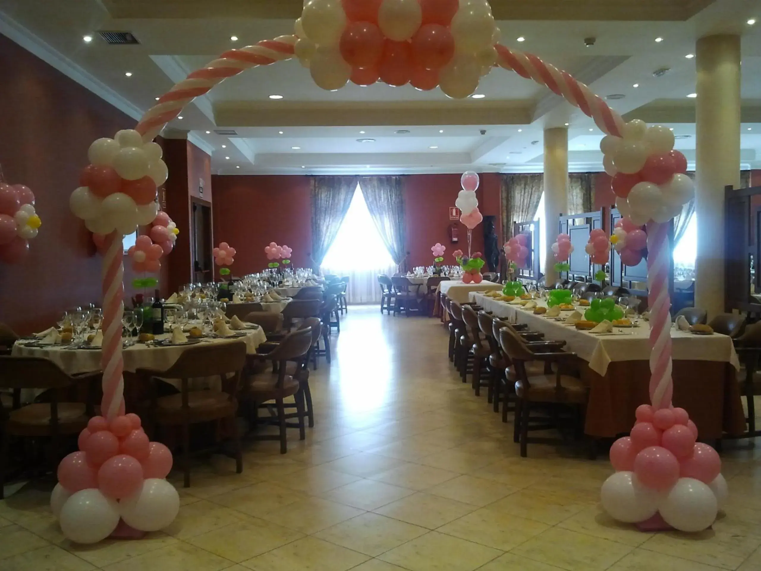 Banquet/Function facilities, Banquet Facilities in Hotel Lozano