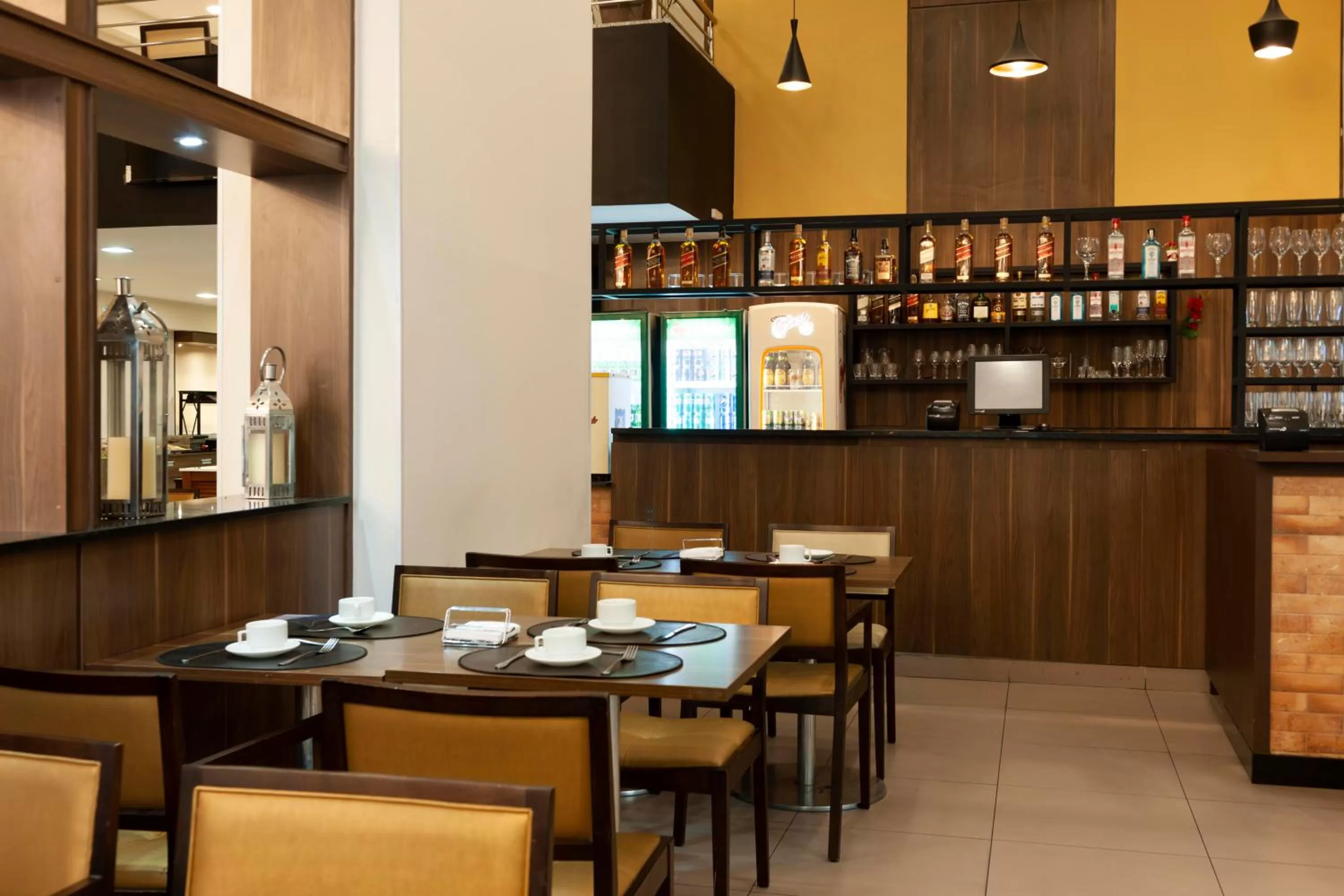 Restaurant/places to eat in Mercure Rio de Janeiro Nova Iguaçu