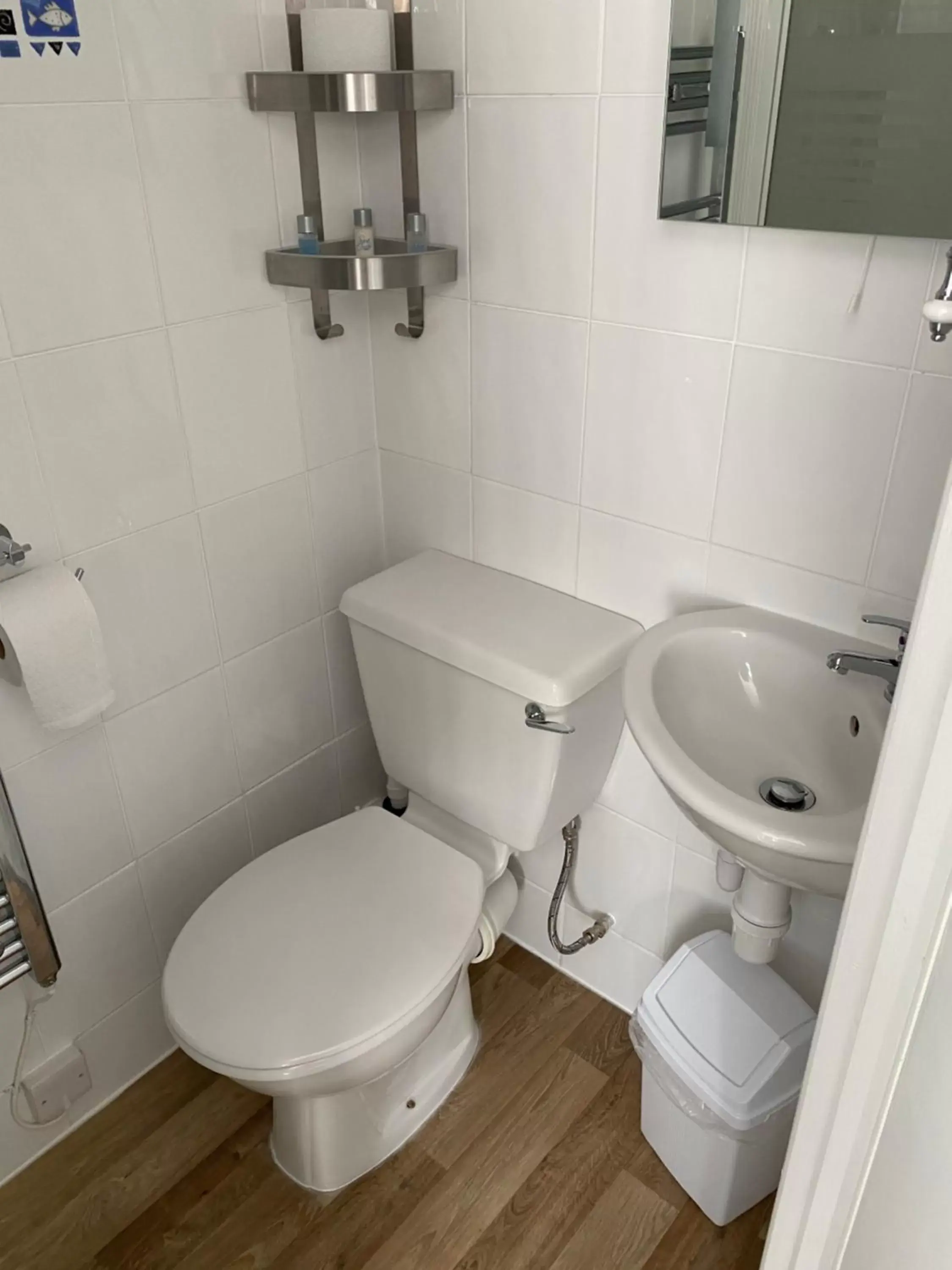 Bathroom in Inglewood Guest House