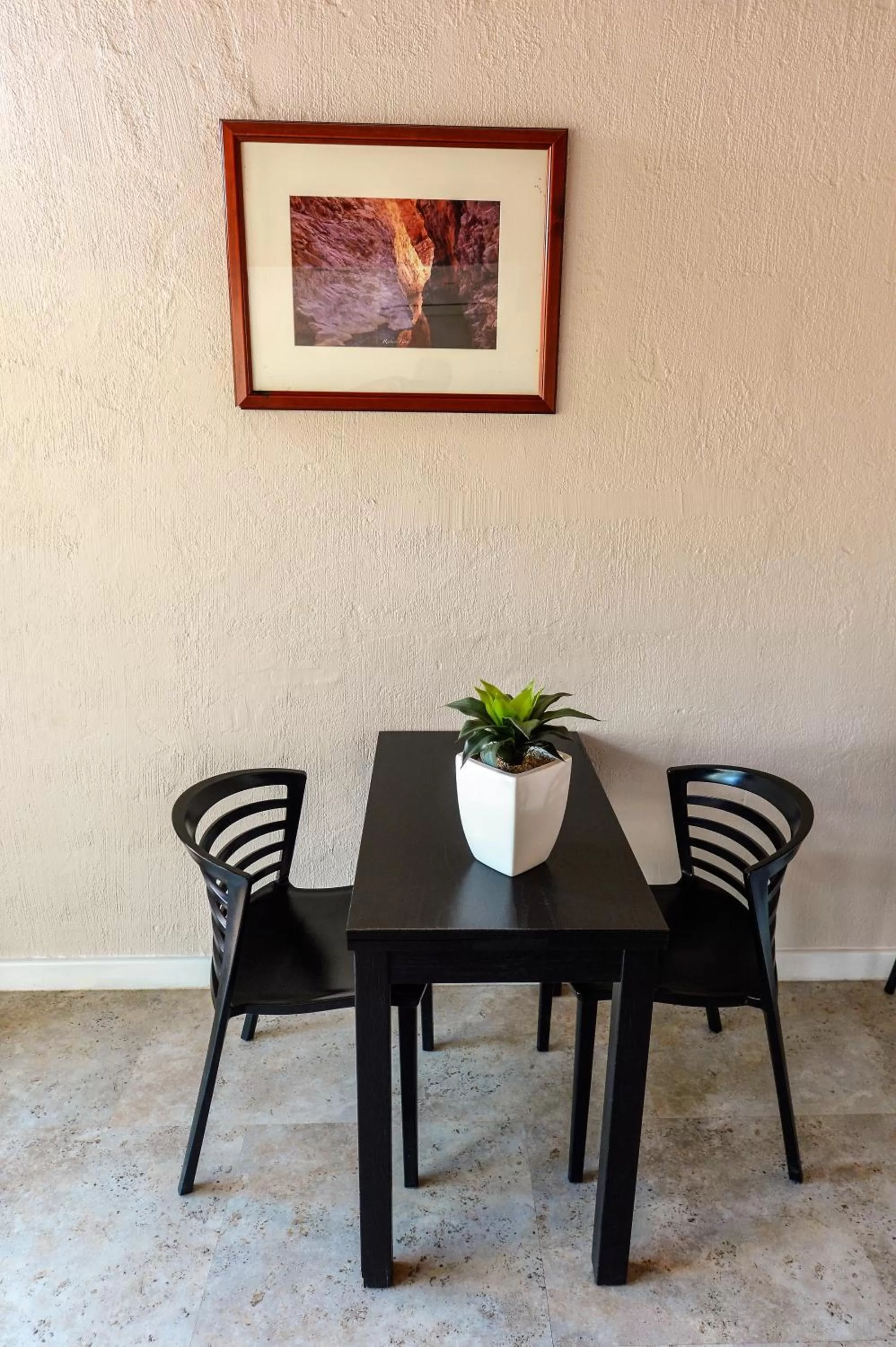 Seating area in Desert Palms Alice Springs