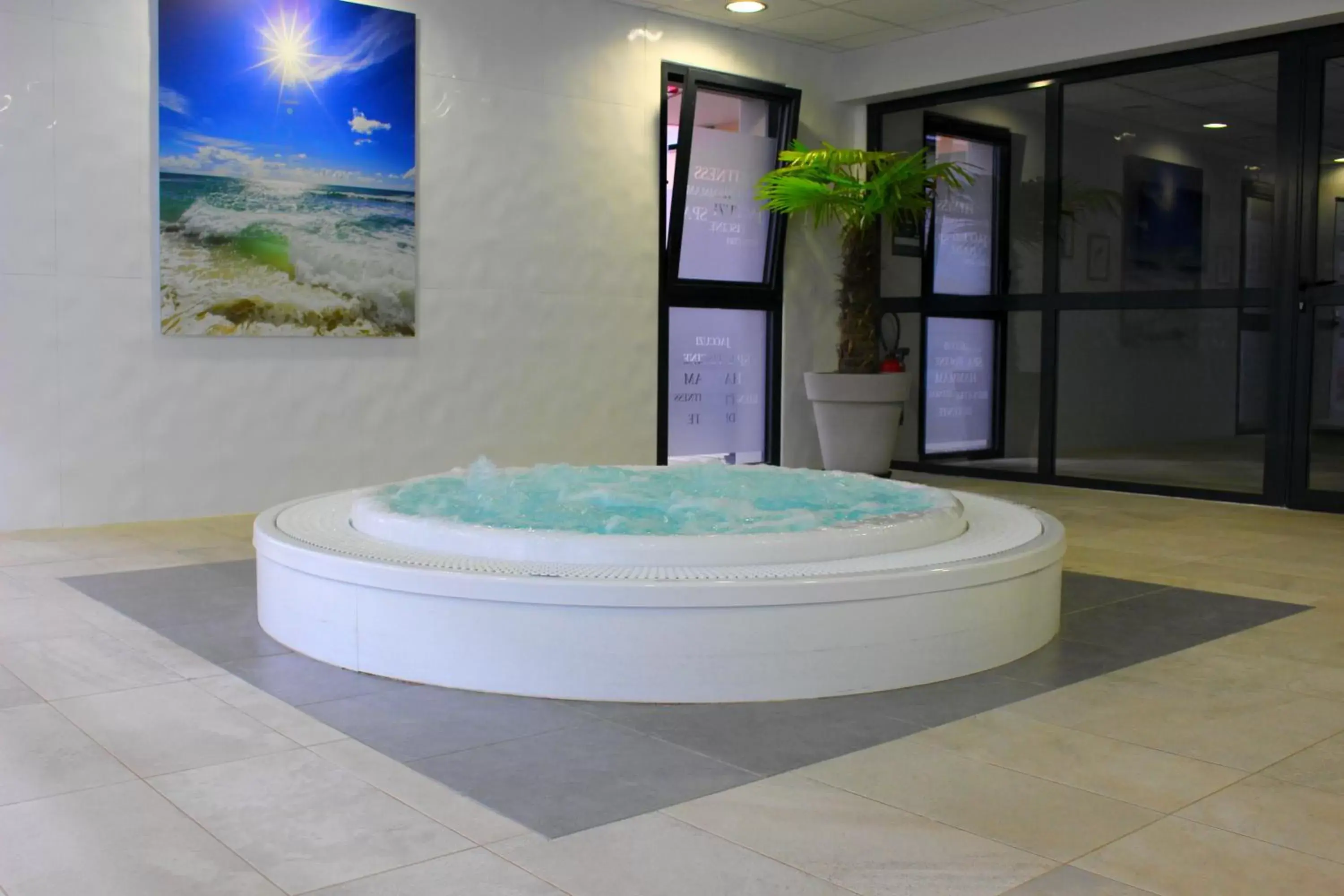 Hot Tub in Kyriad Prestige Residence Cabourg-Dives-sur-Mer
