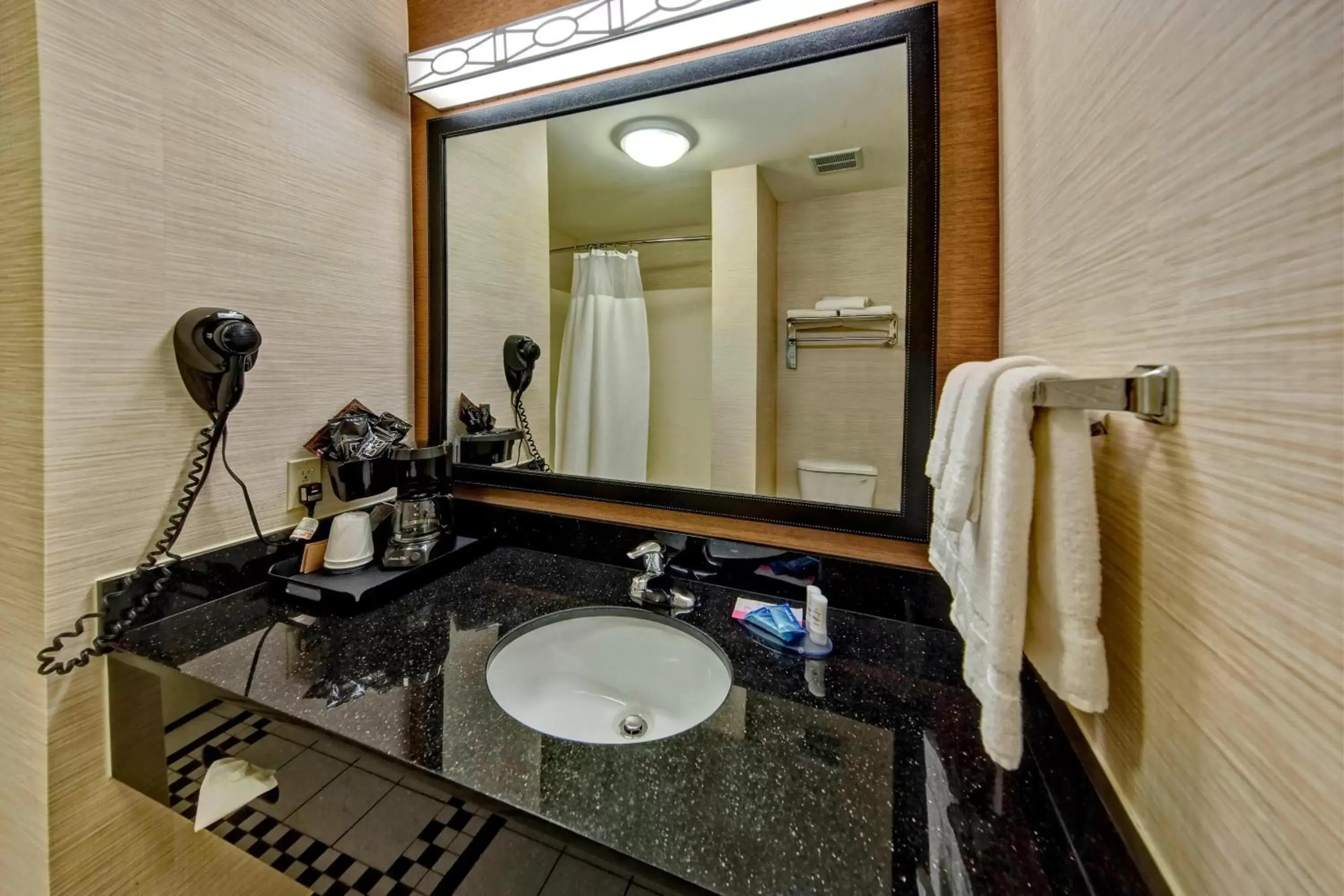 Bathroom in Fairfield Inn and Suites by Marriott Oklahoma City Airport