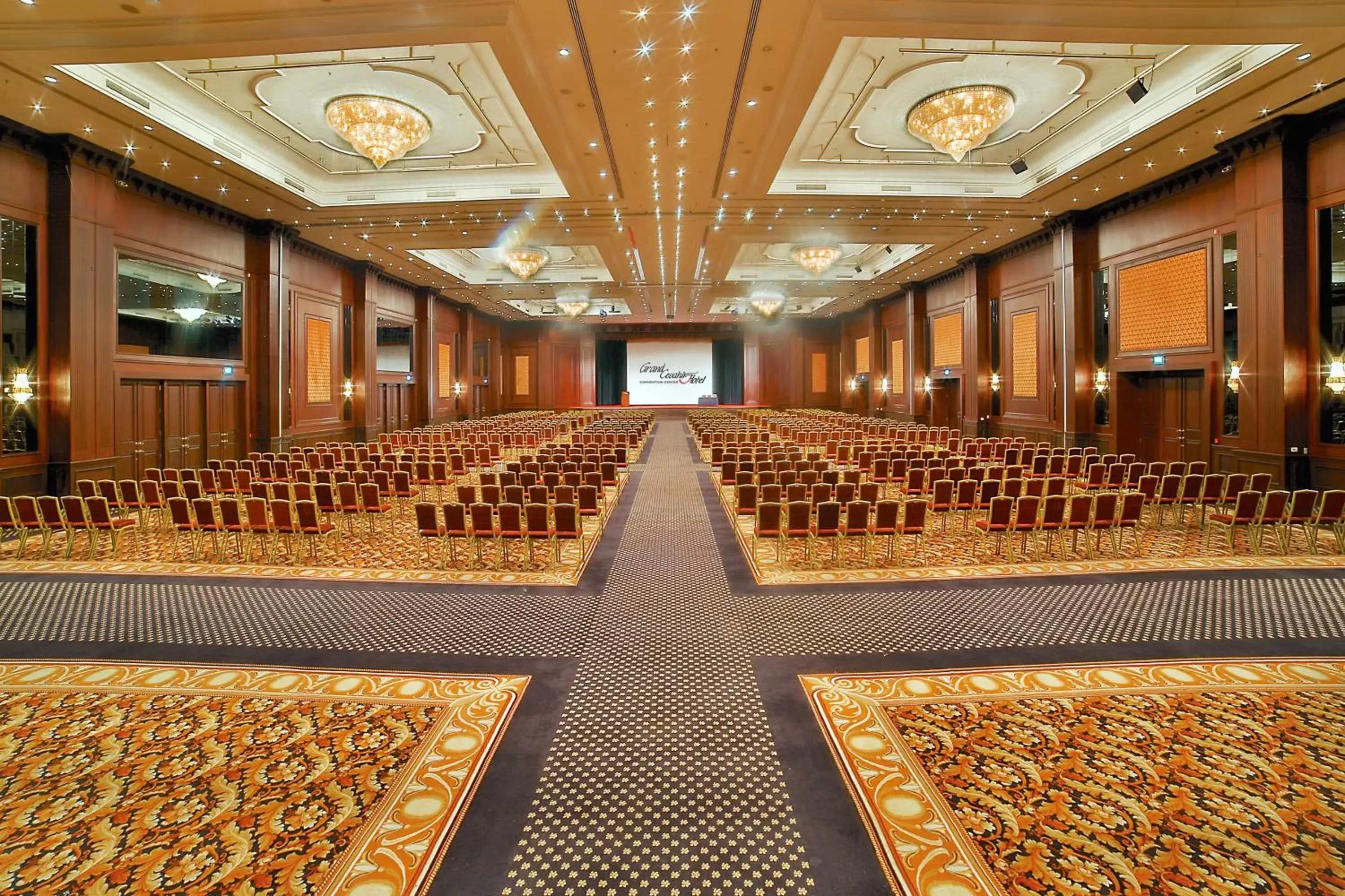 Banquet/Function facilities in Grand Cevahir Hotel Convention Center