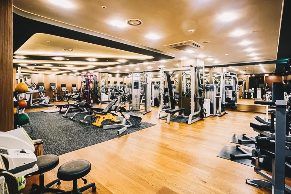 Fitness centre/facilities in I Square Hotel