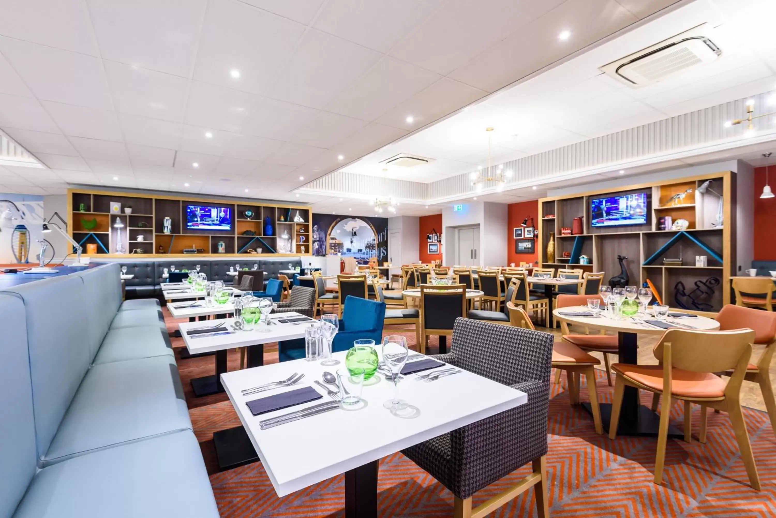 Restaurant/Places to Eat in Holiday Inn Portsmouth, an IHG Hotel