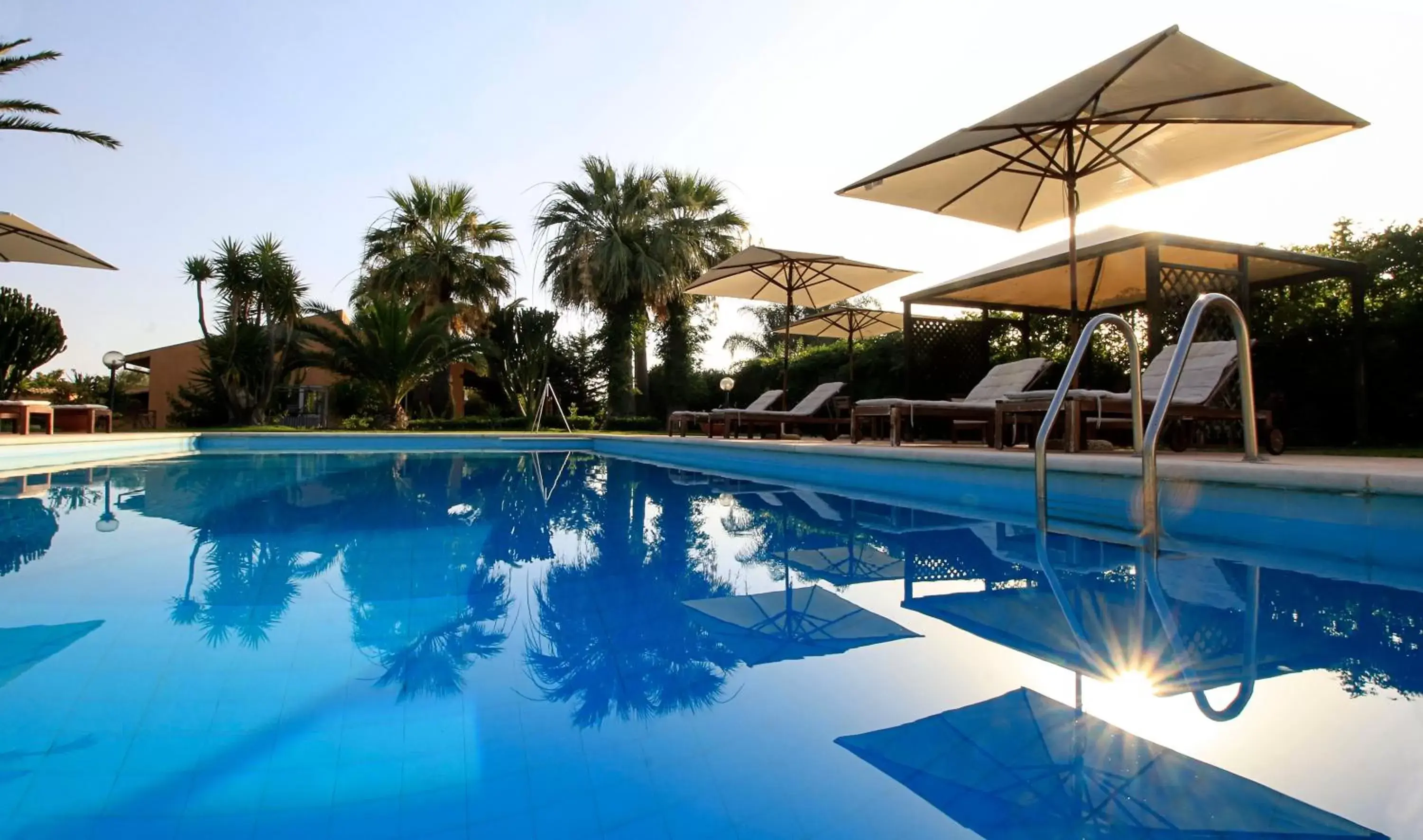 Swimming Pool in Villa Carlotta Resort