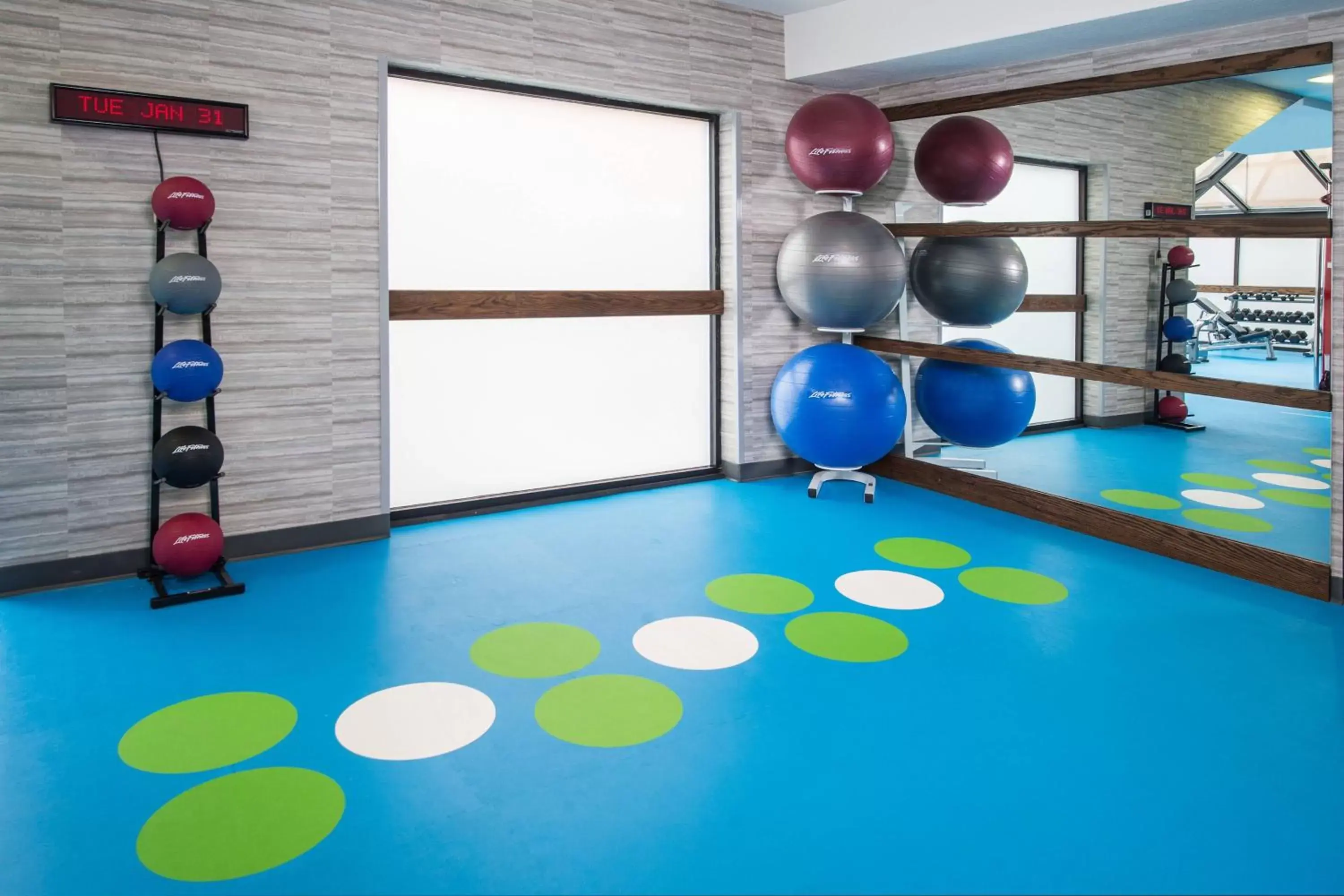 Fitness centre/facilities, Billiards in Courtyard by Marriott Silver Spring North/White Oak