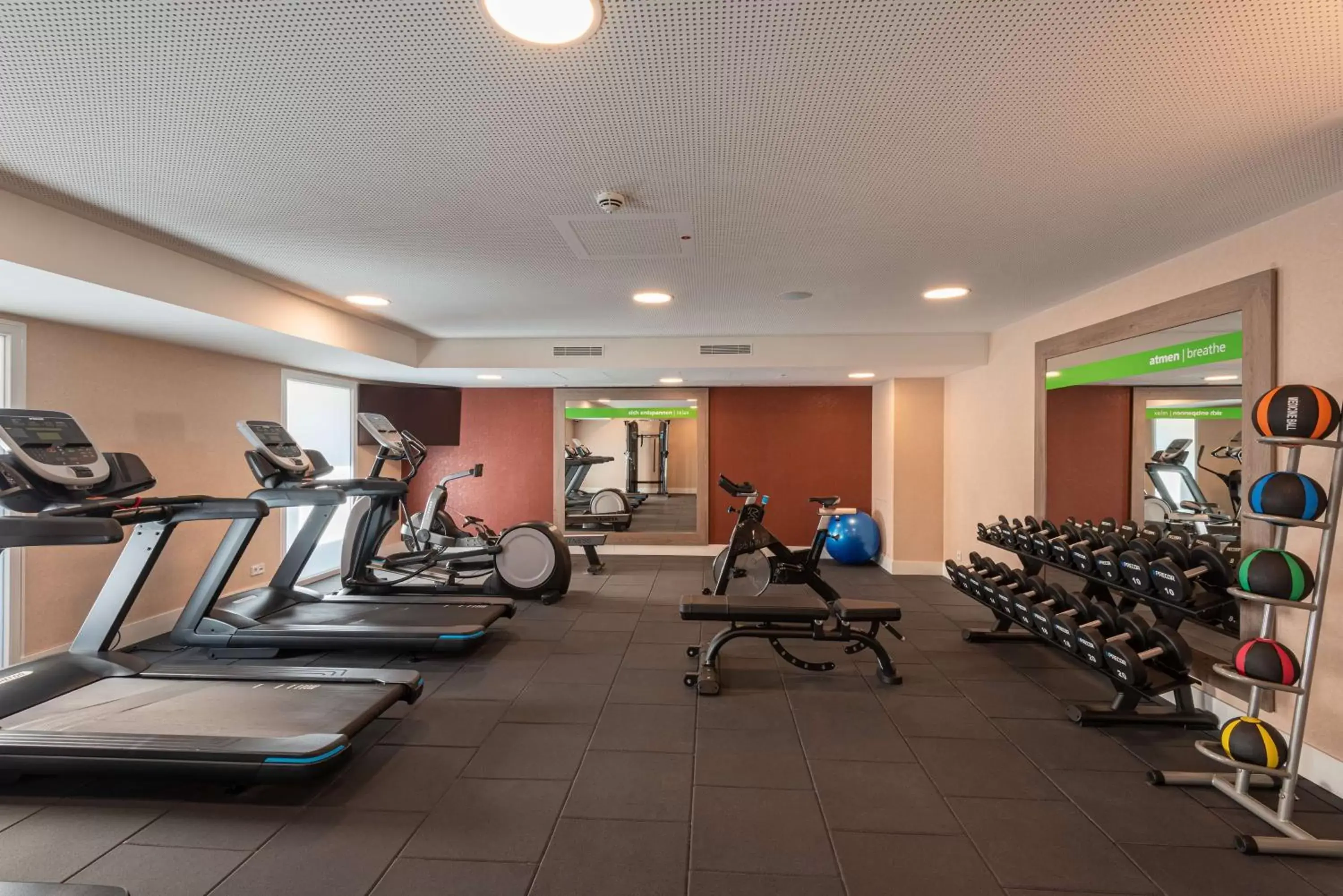 Fitness centre/facilities, Fitness Center/Facilities in Hampton by Hilton Düsseldorf City Centre