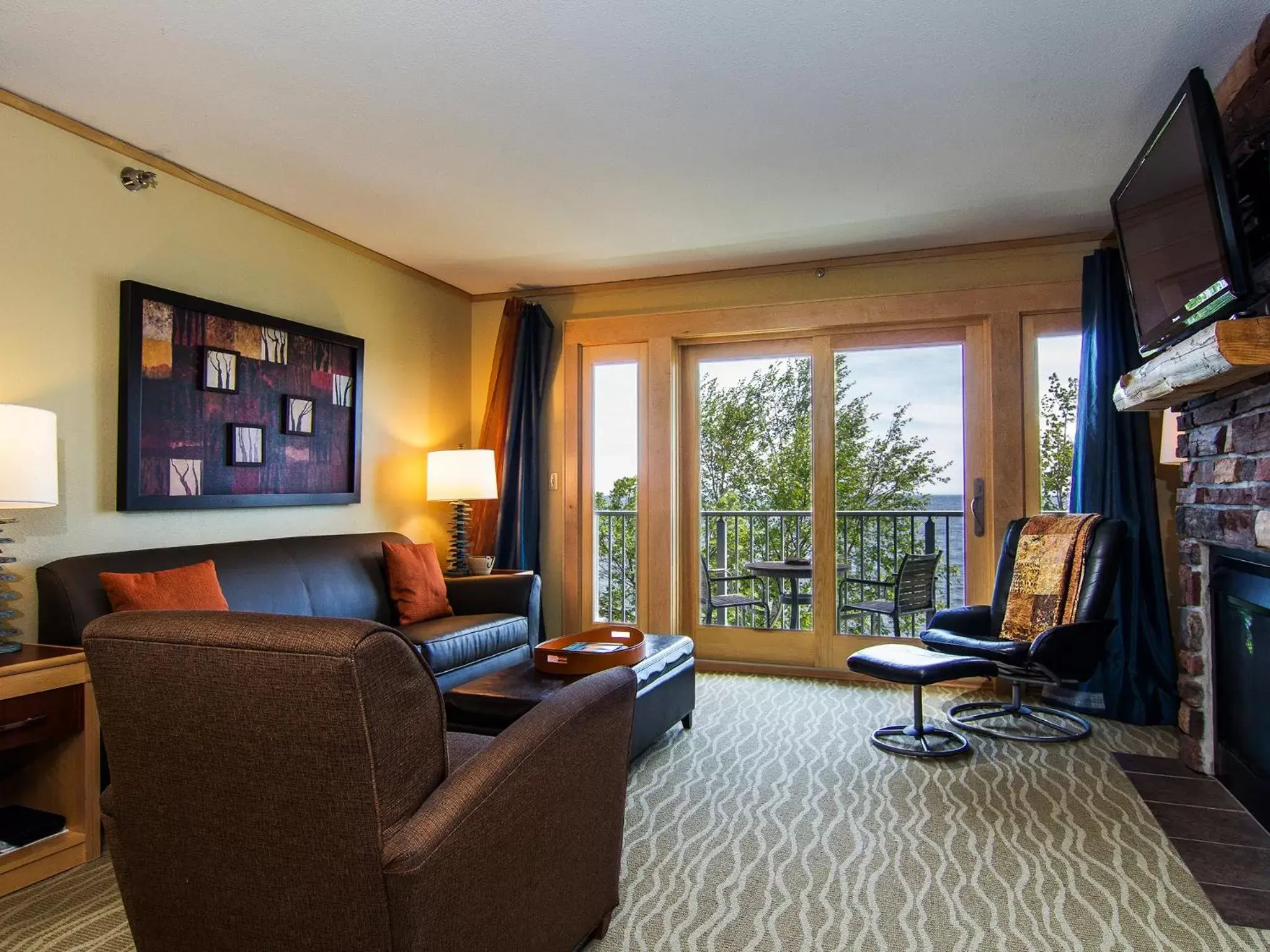 Balcony/Terrace, Seating Area in East Bay Suites