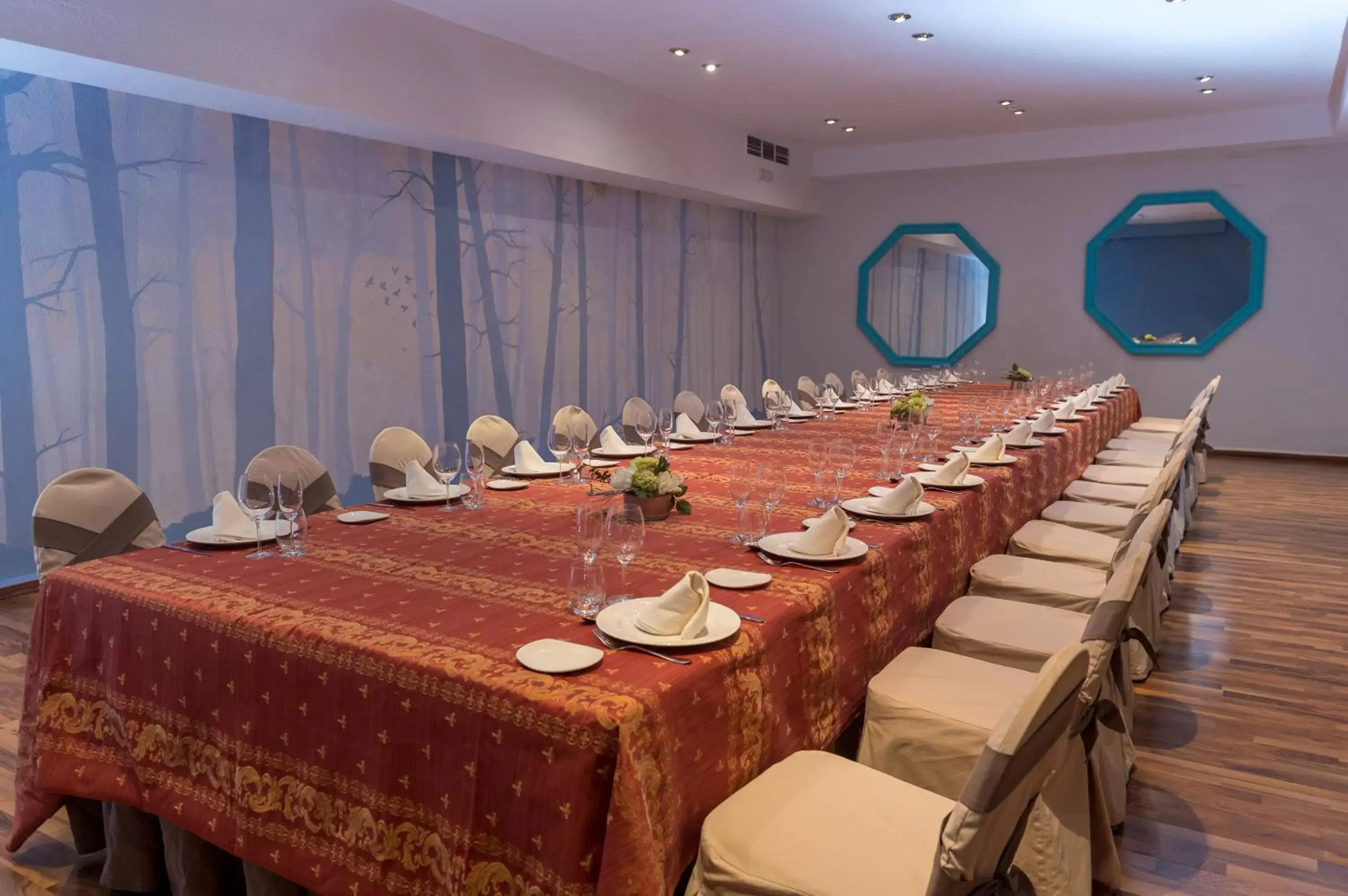 Banquet/Function facilities in Palacio Valderrabanos