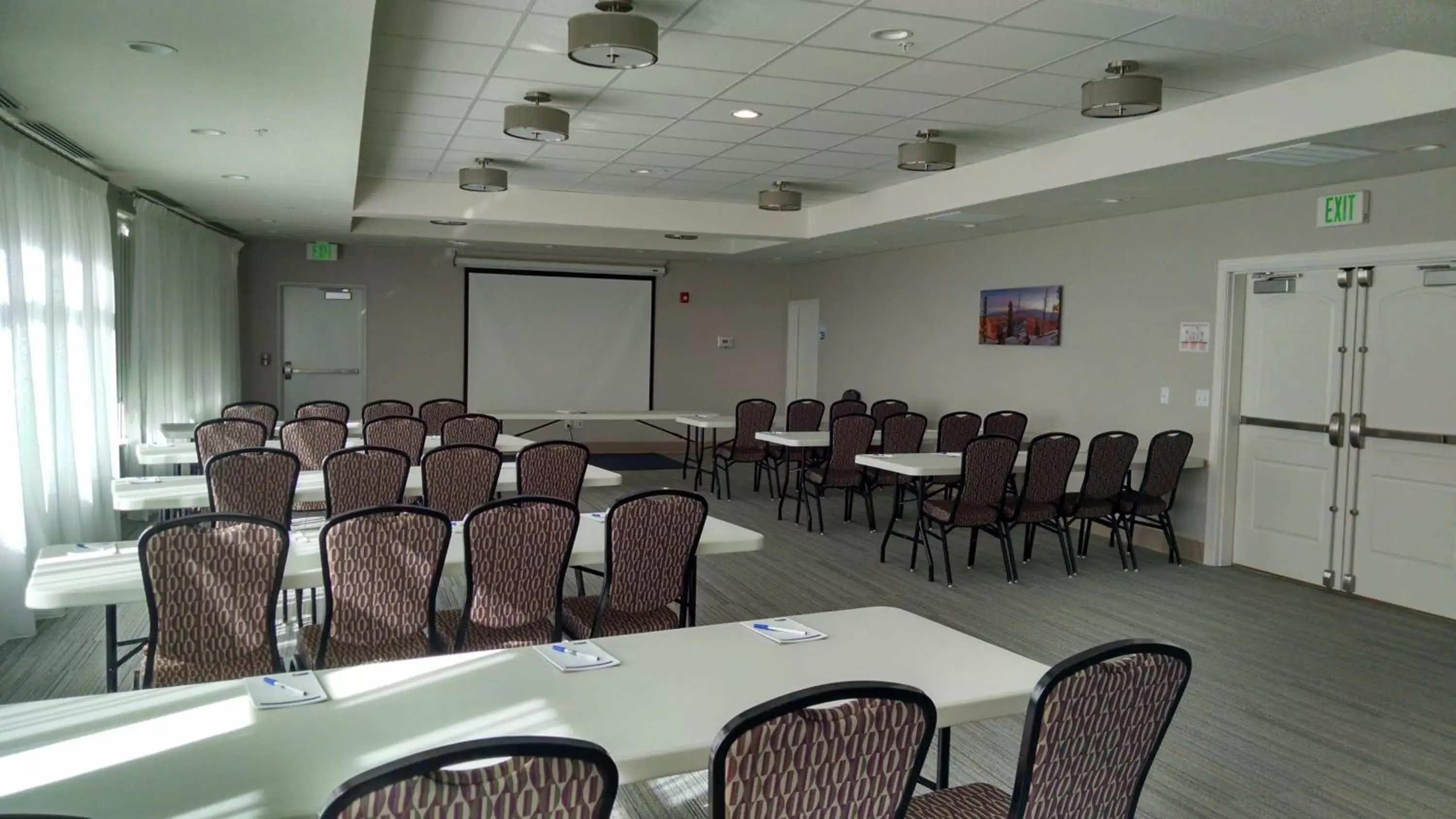 Meeting/conference room in Holiday Inn Express & Suites Price, an IHG Hotel