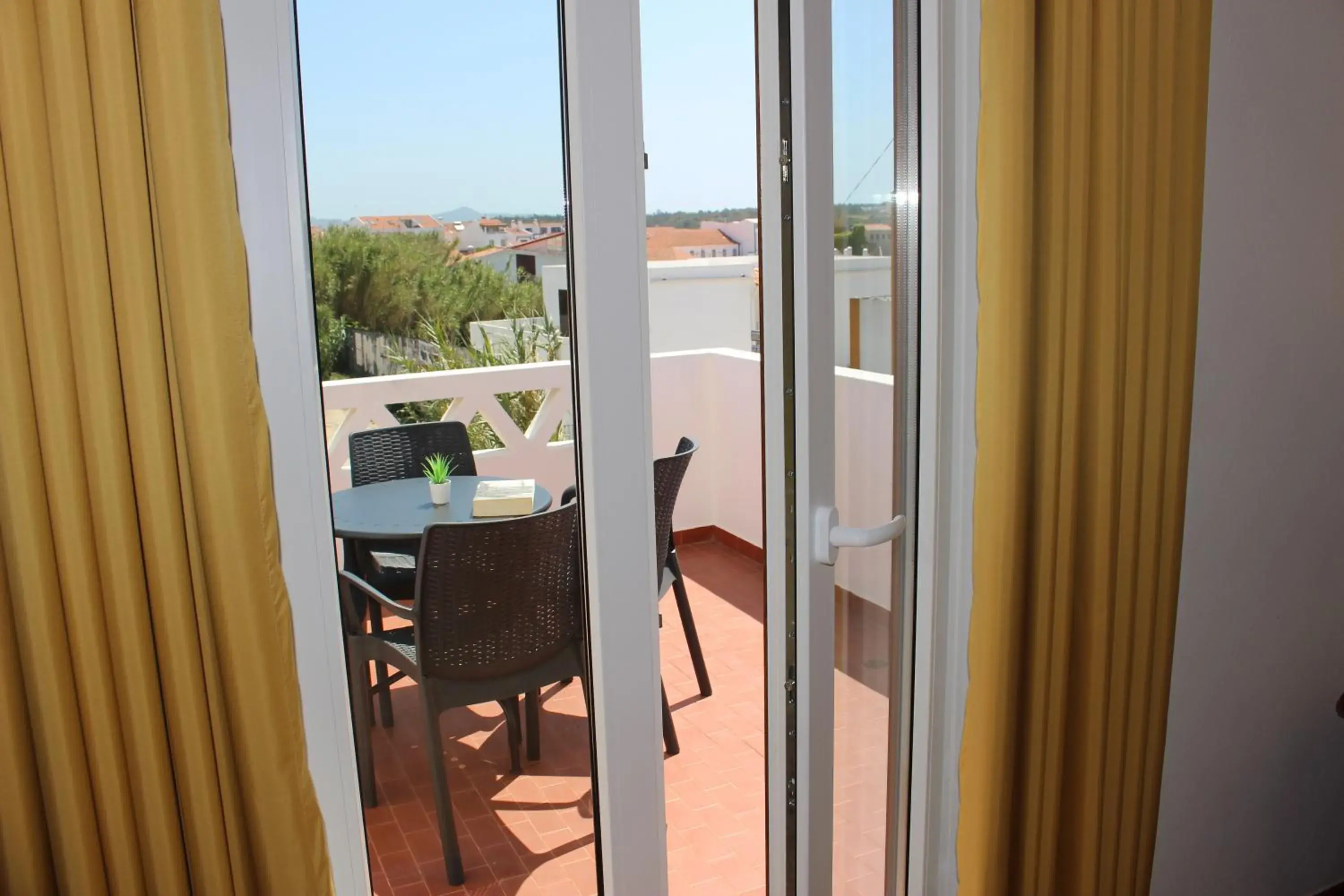 Balcony/Terrace in Castilho Flats by AC Hospitality Management