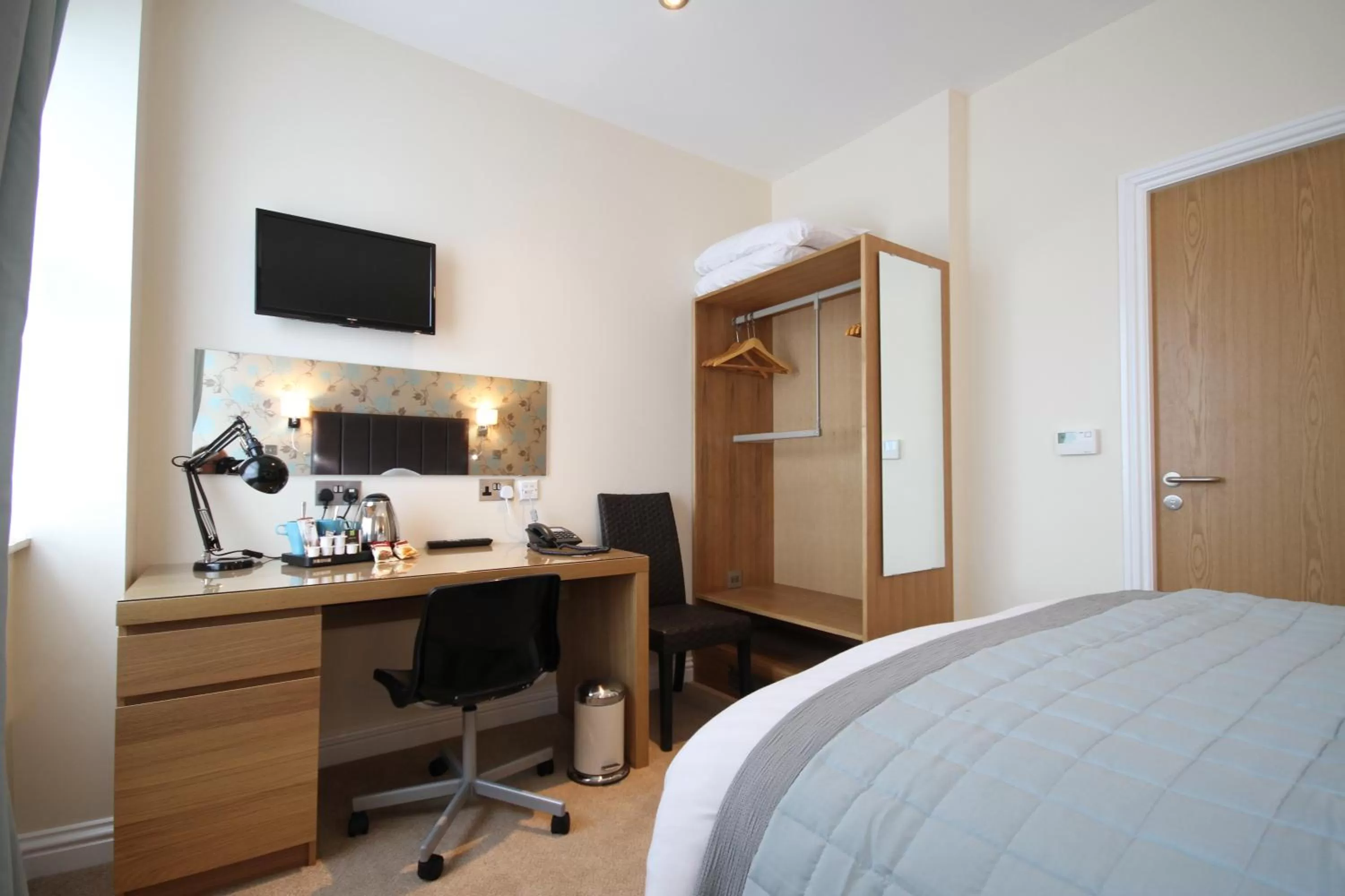 Decorative detail, Bed in The Lion Hotel