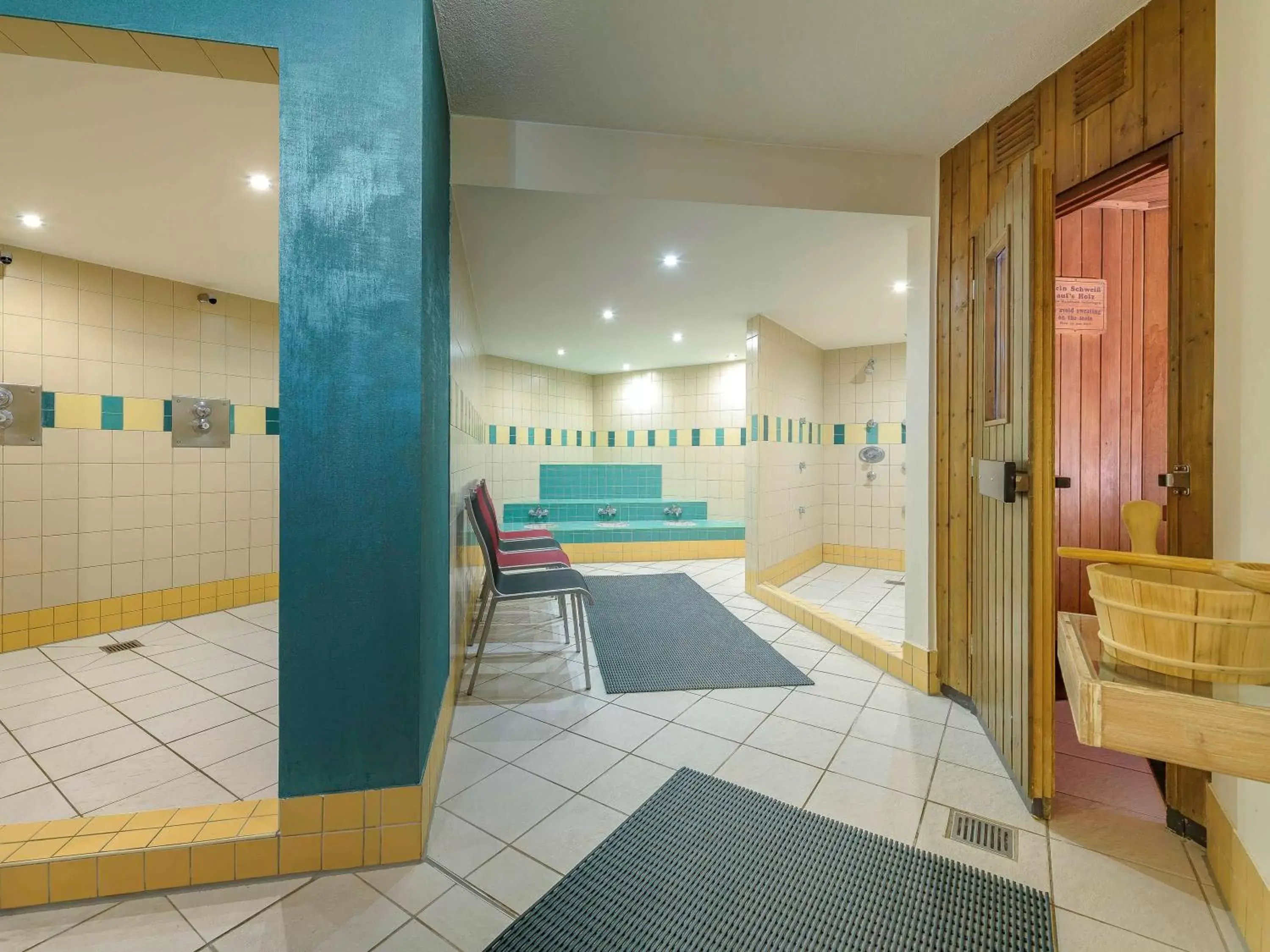 Spa and wellness centre/facilities, Swimming Pool in Novotel Freiburg am Konzerthaus