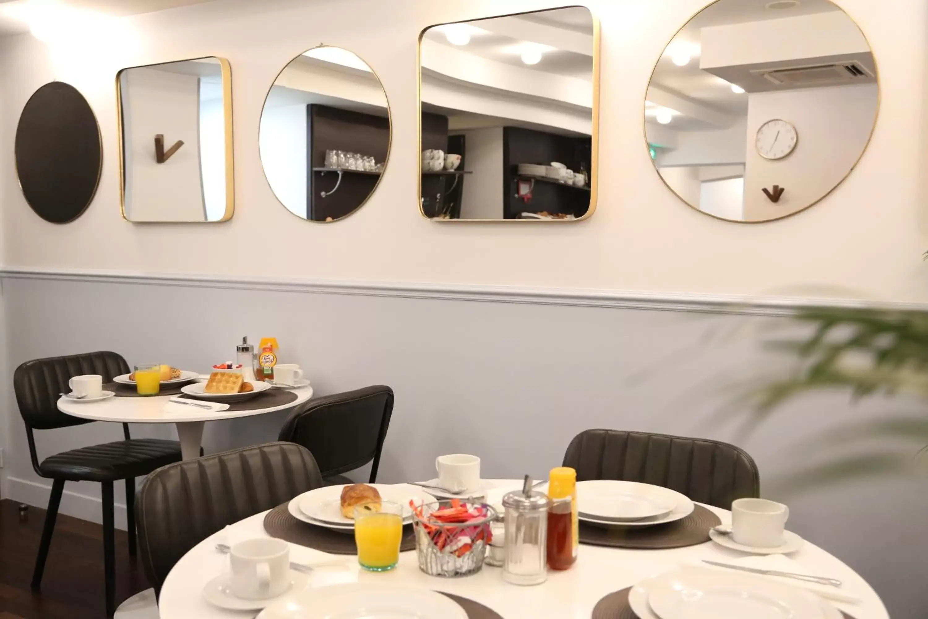 Buffet breakfast, Restaurant/Places to Eat in Stella Etoile