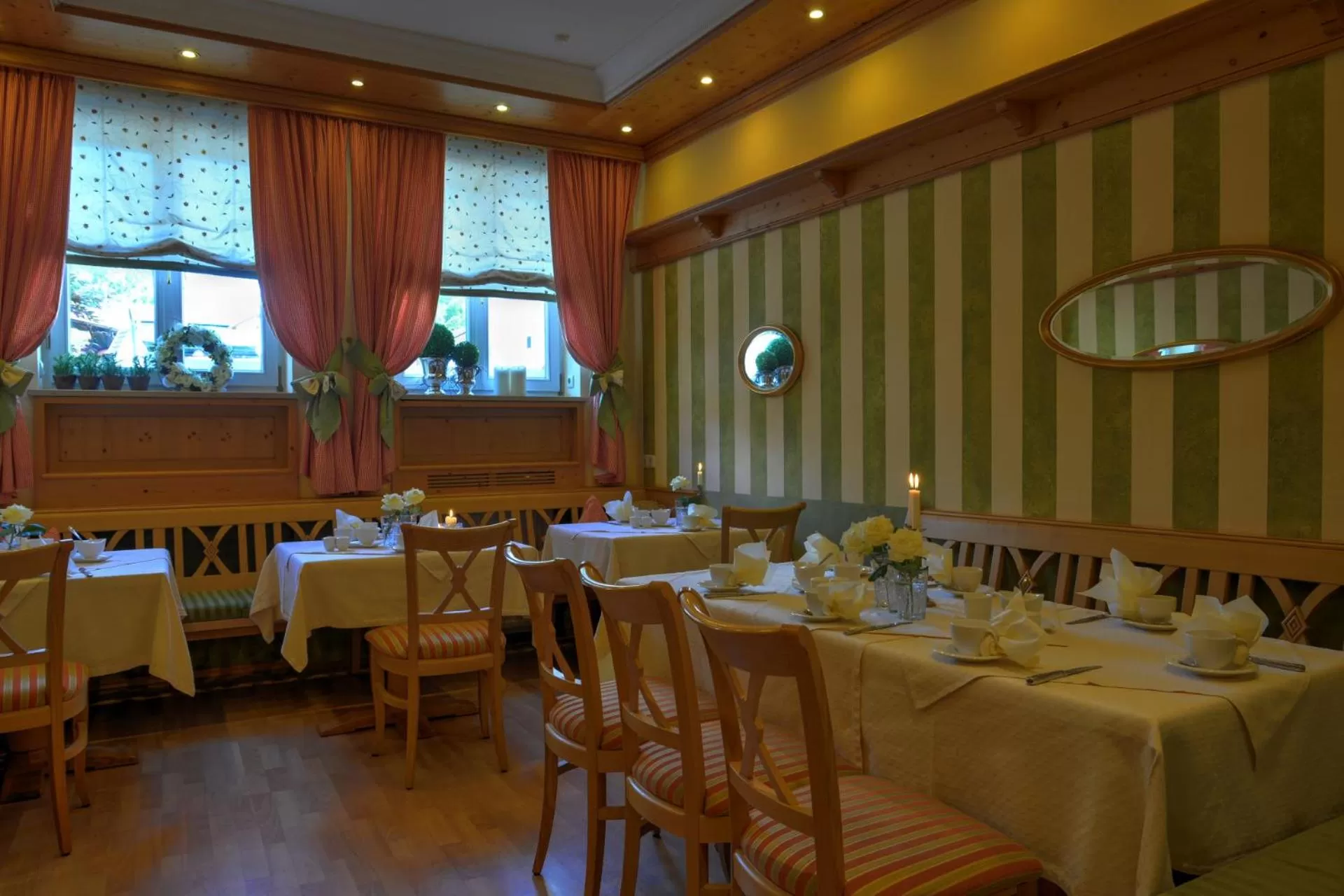 Communal lounge/ TV room in Boutique Hotel POST ANDECHS