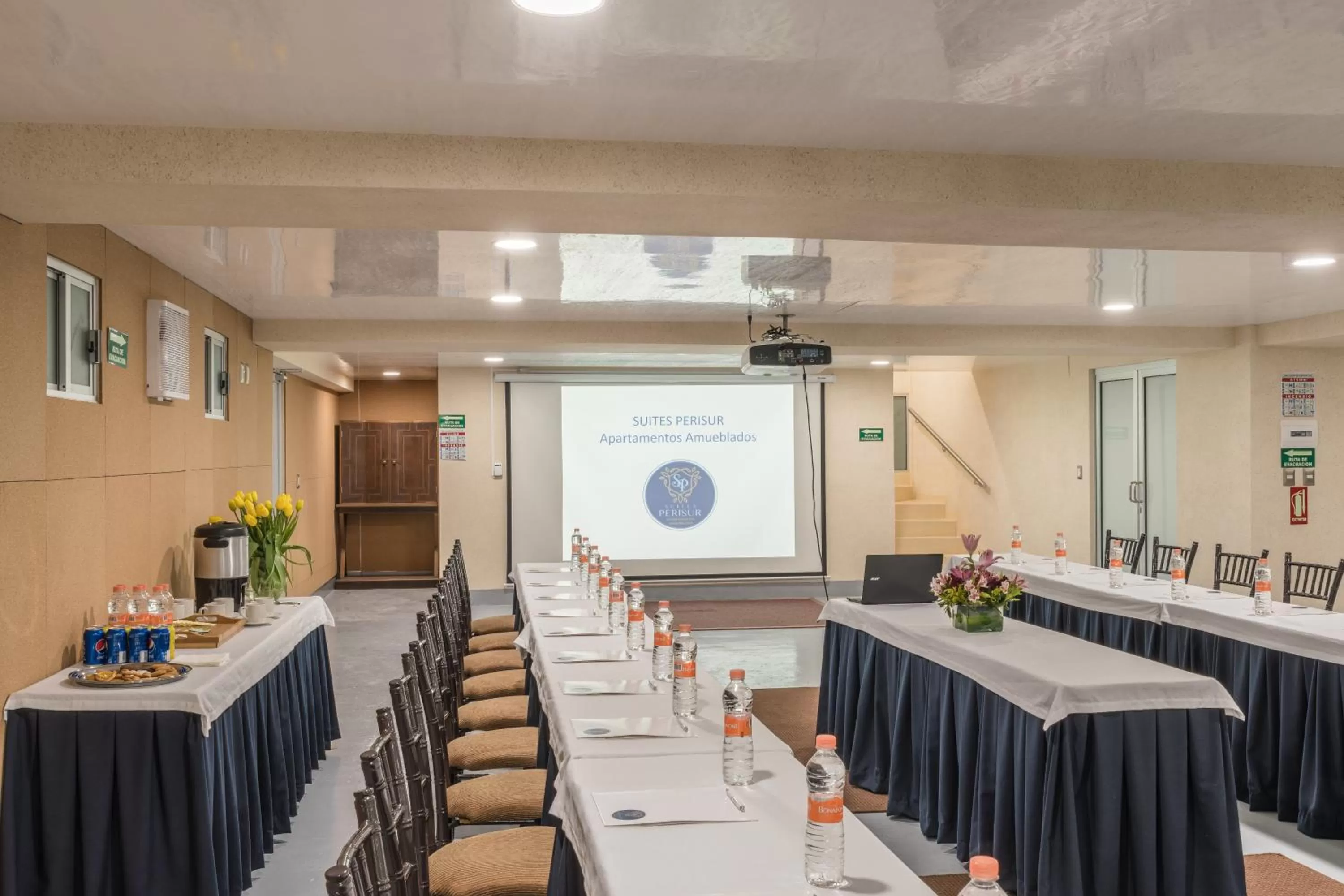 Living room in Suites Perisur Apartamentos Amueblados