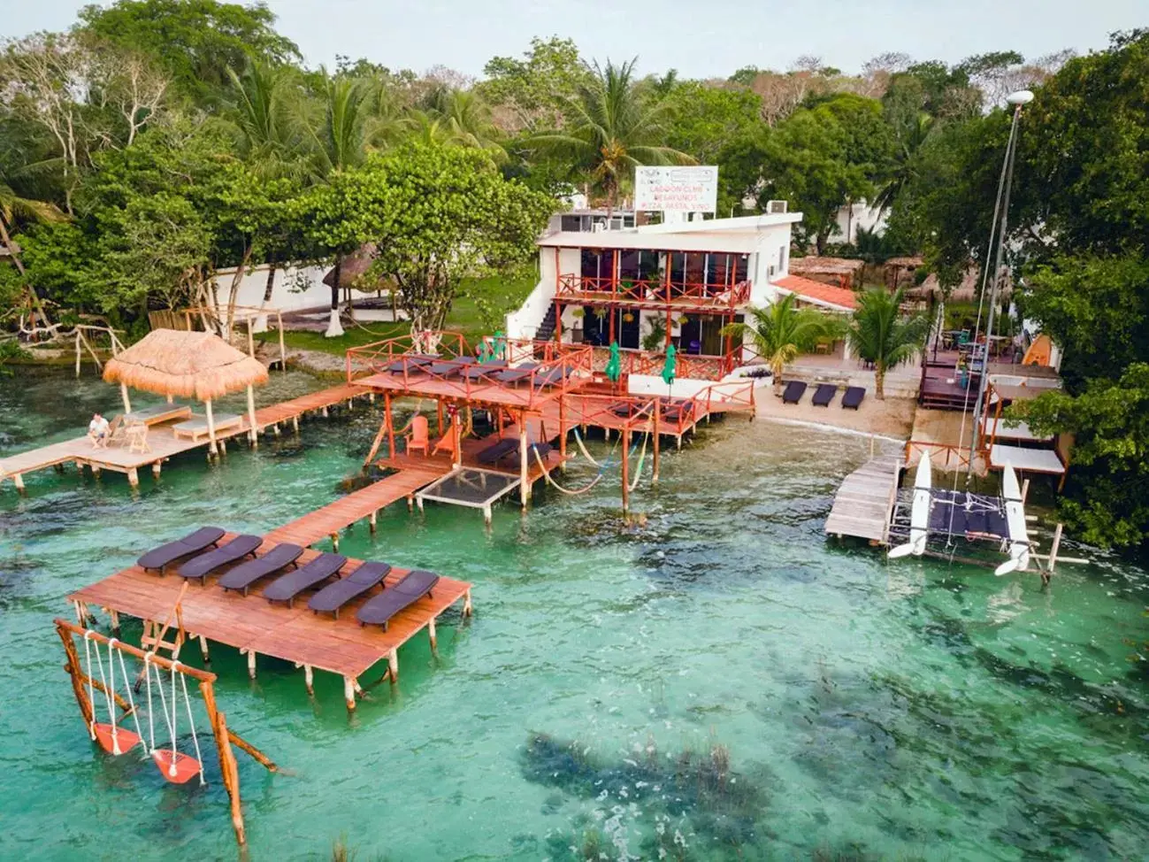 Solarium in El Búho Lagoon Bacalar