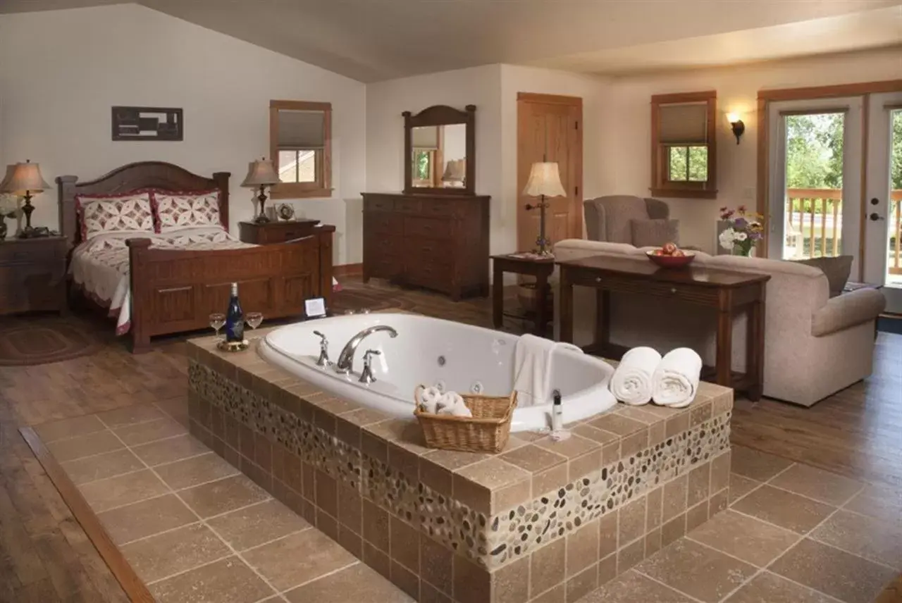 Bedroom in Lake Orchard Farm Retreat