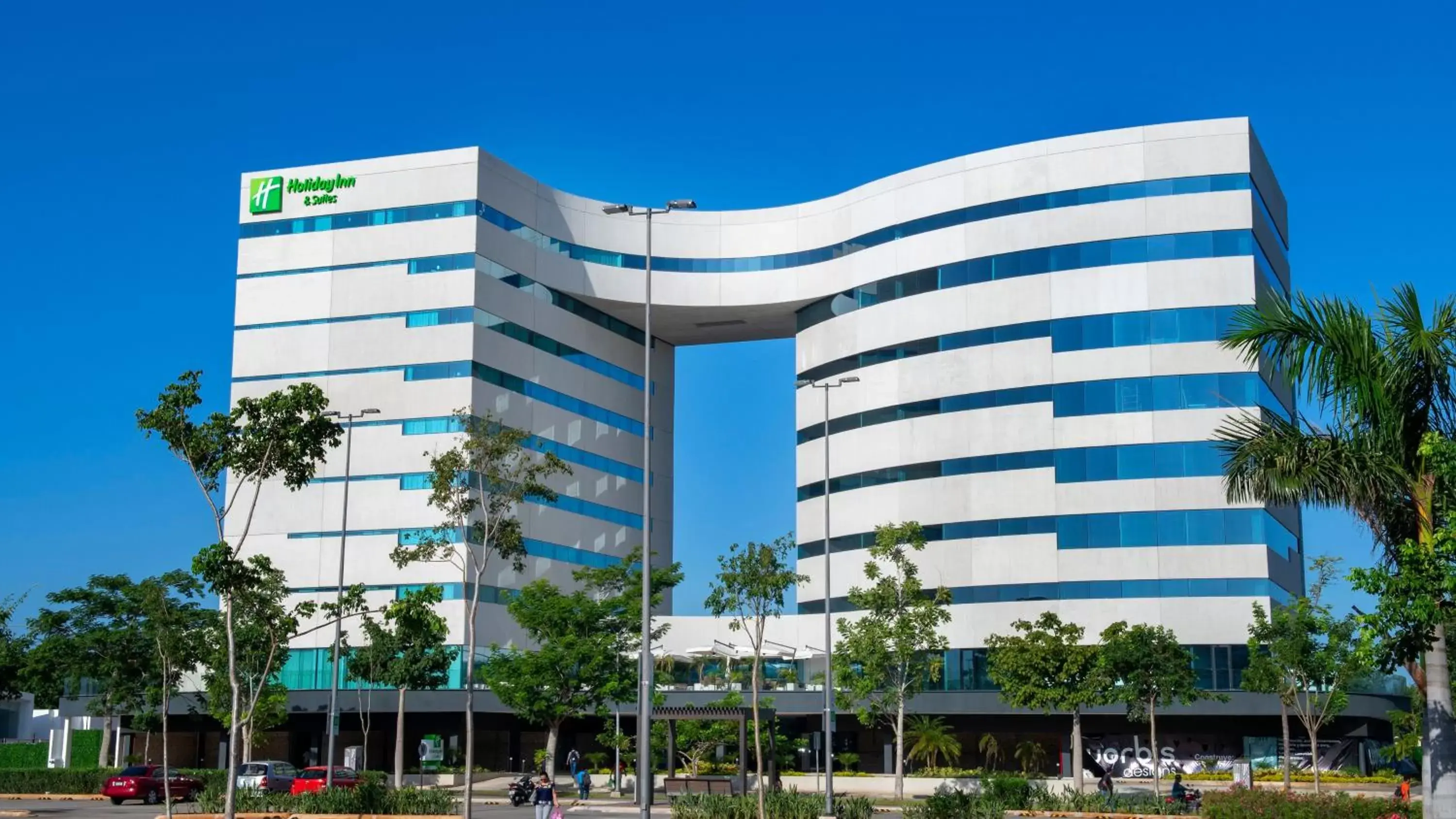 Property Building in Holiday Inn & Suites - Merida La Isla, an IHG Hotel