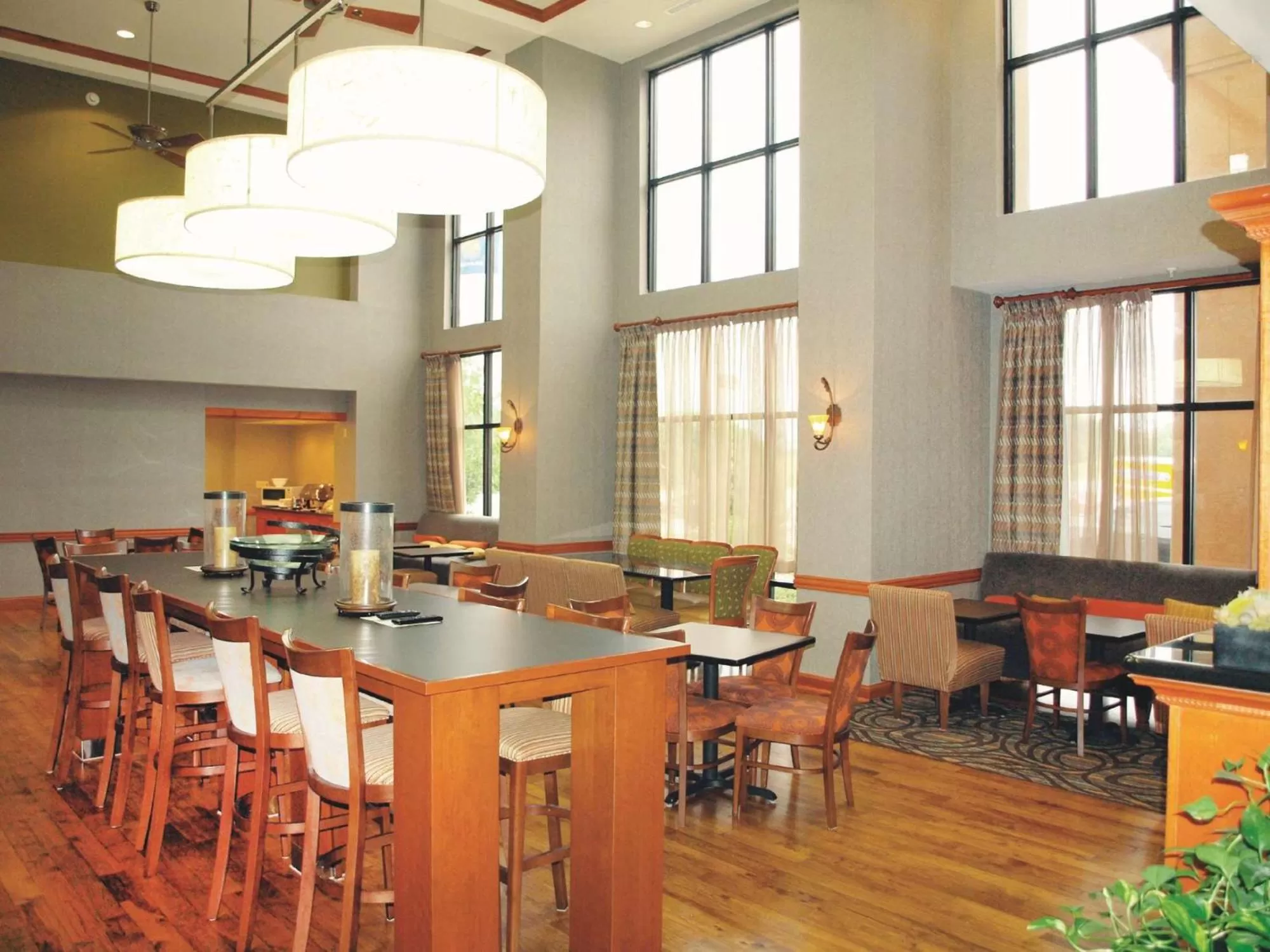 Lobby or reception in Hampton Inn Clinton